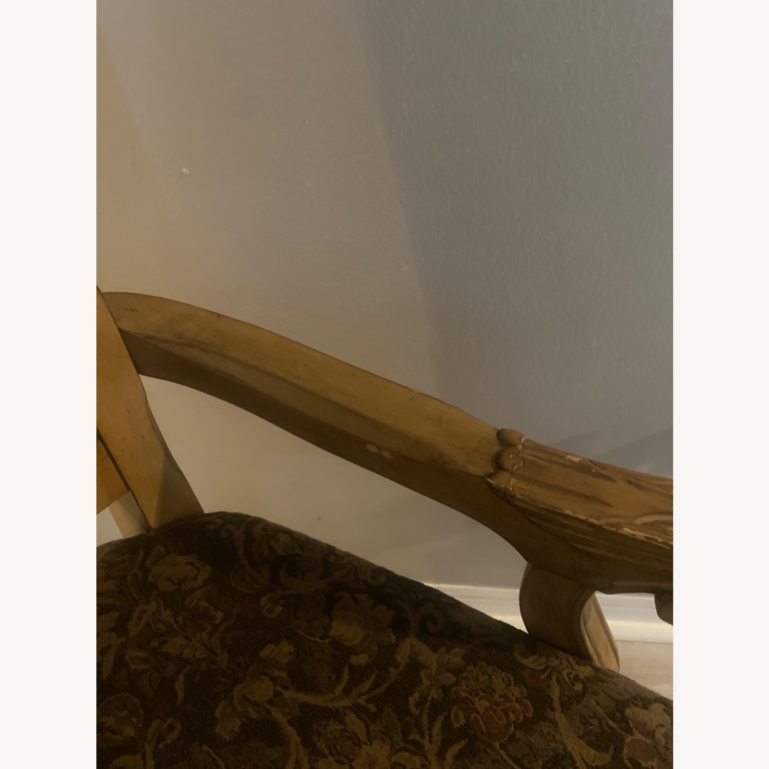 Arm Chair - image-4