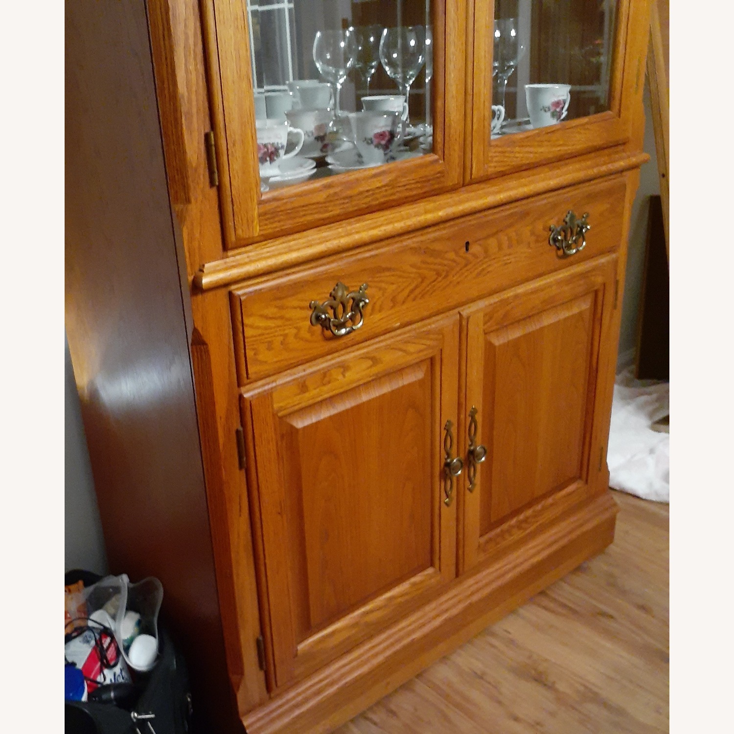 Large curio - image-2
