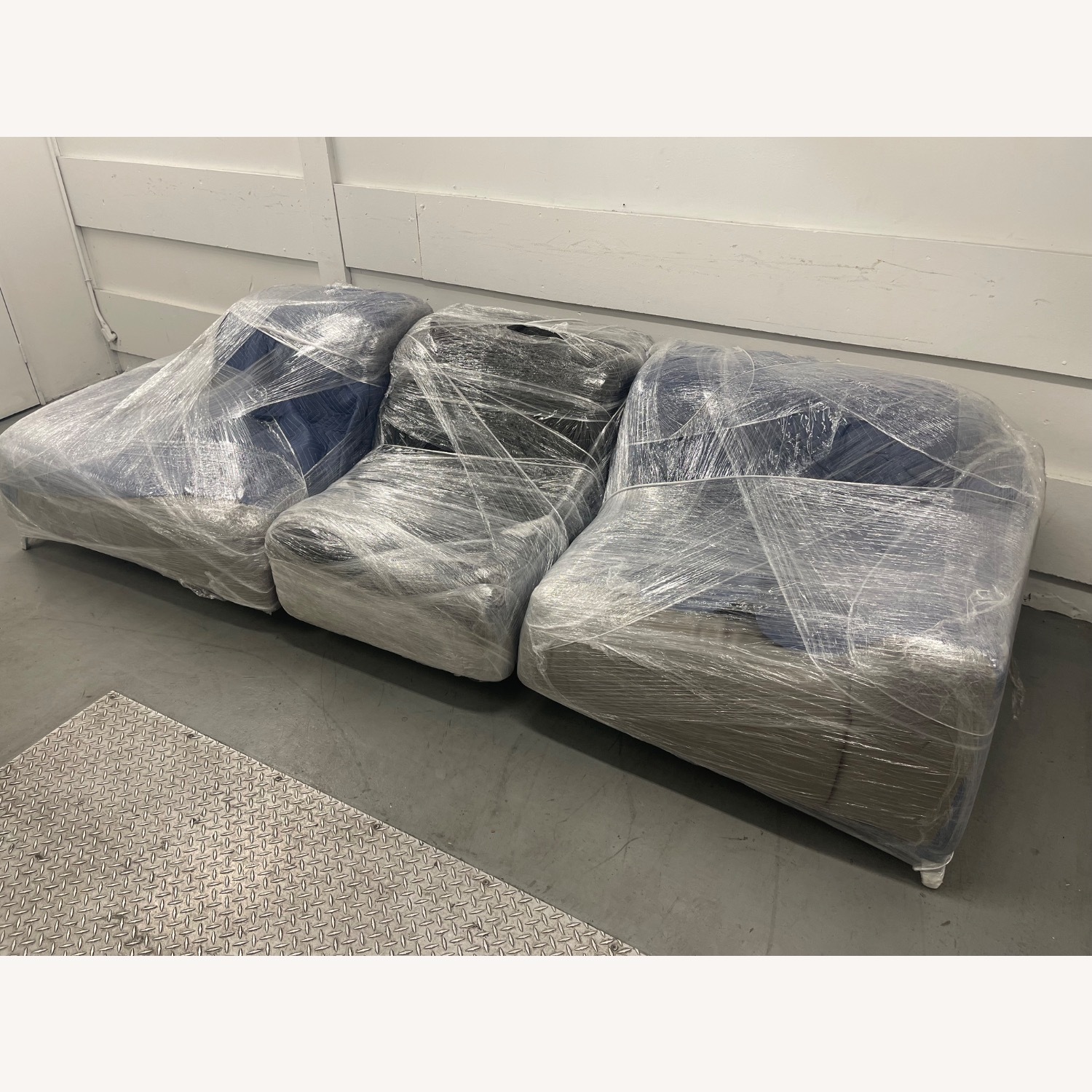 Natuzzi Editions Gray Sectional Leather Sofa - image-0