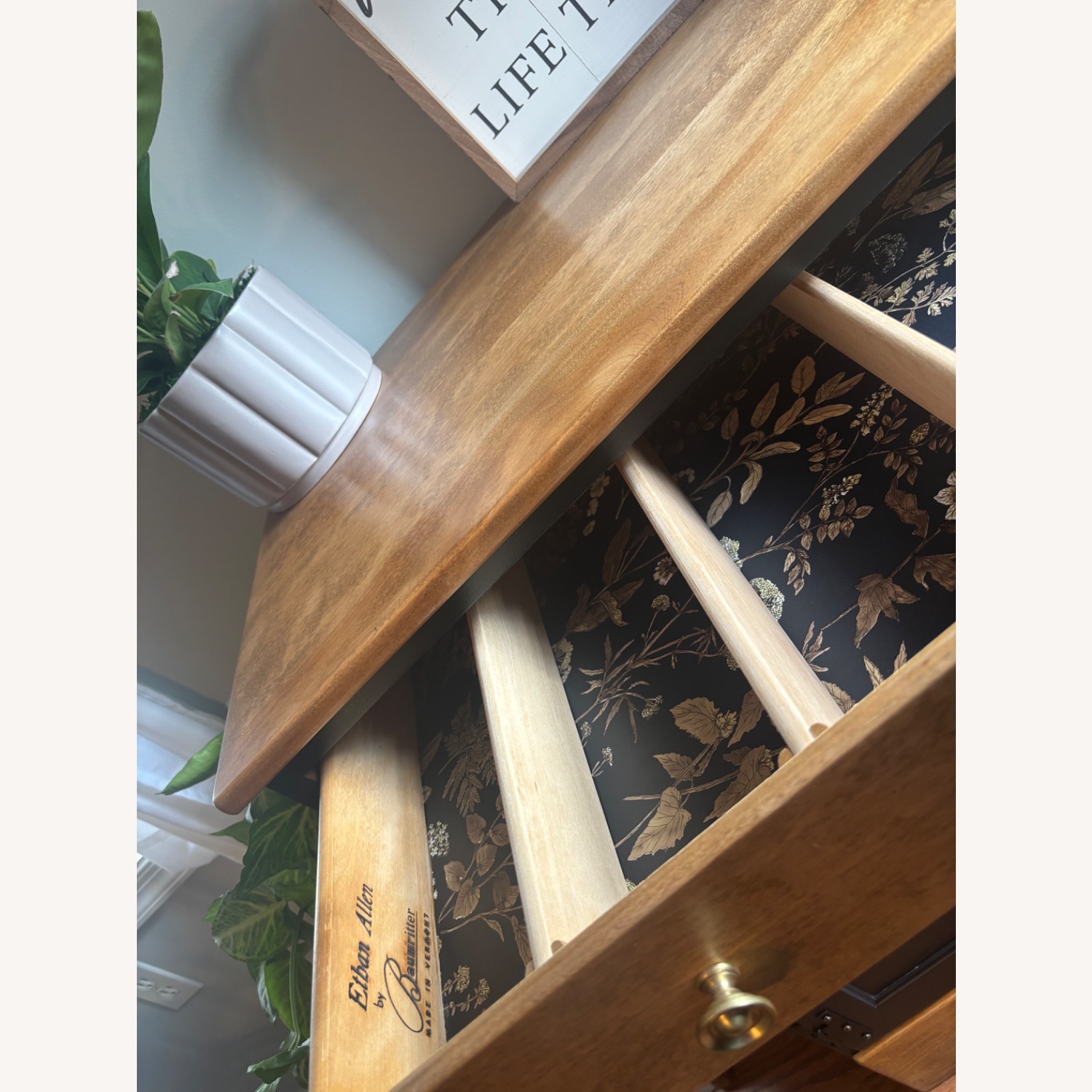 Ethan Allen Buffet/Sideboard - image-7