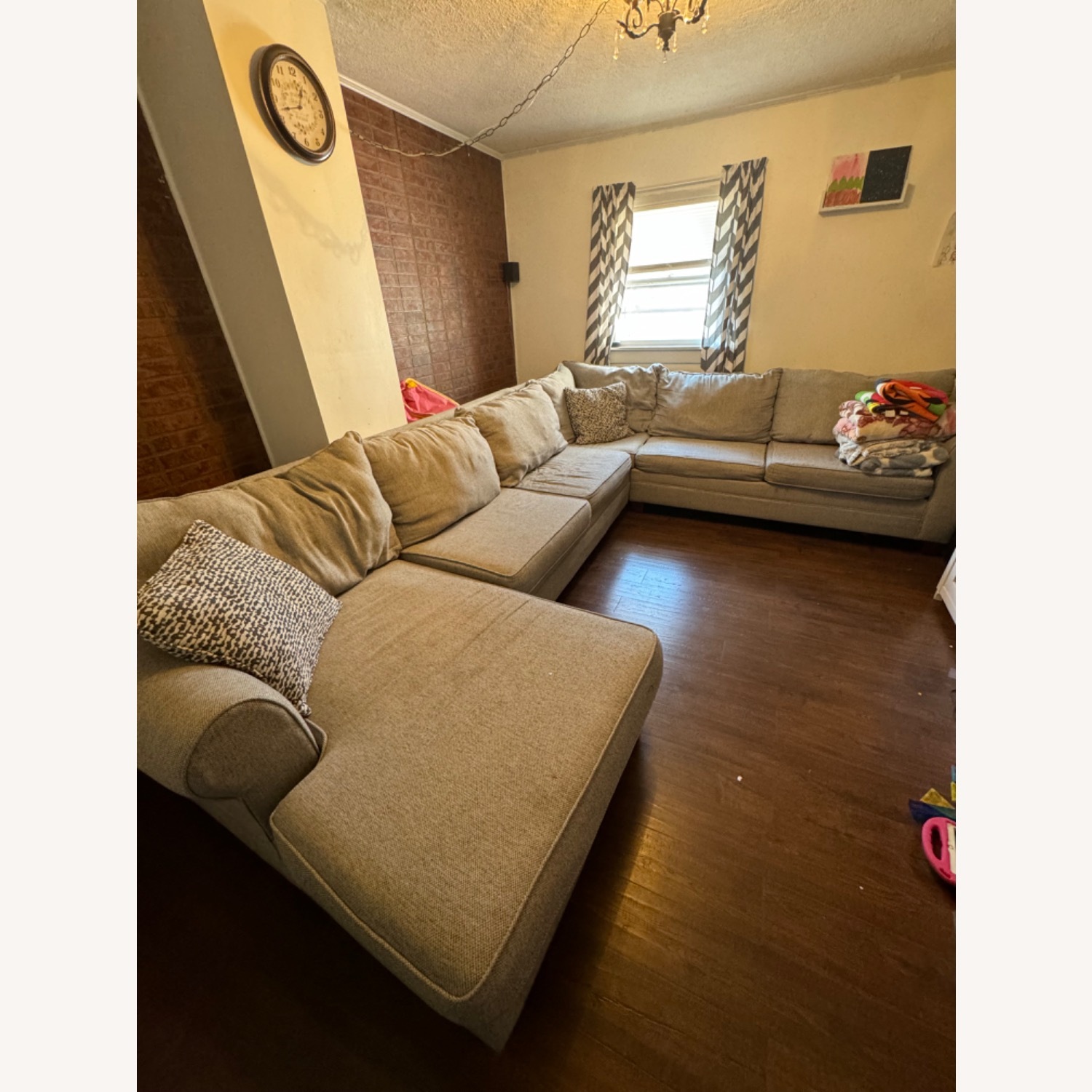 Bob's Discount Furniture Gray U-Shaped Sectional - image-1