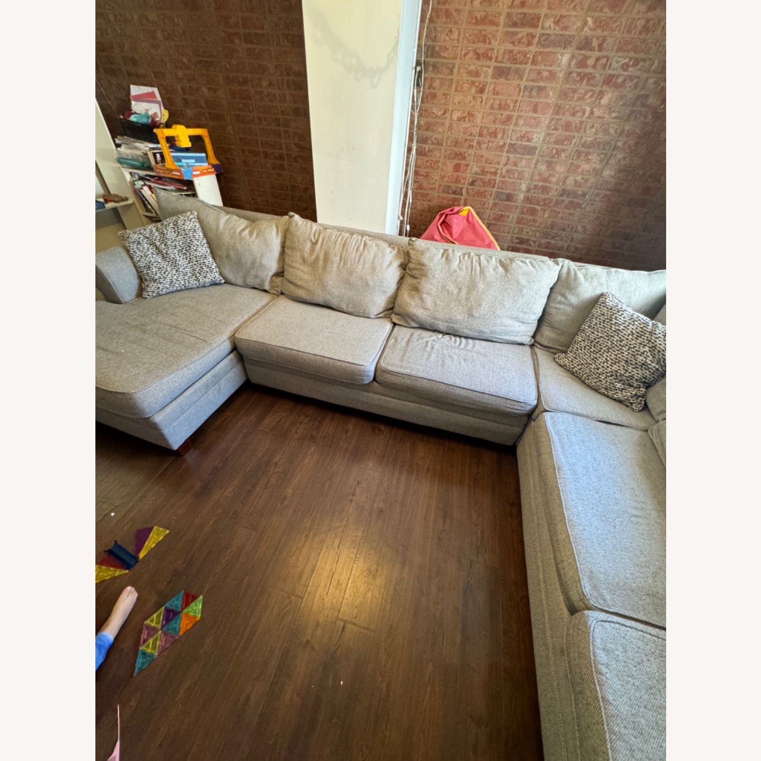 Bob's Discount Furniture Gray U-Shaped Sectional - image-2