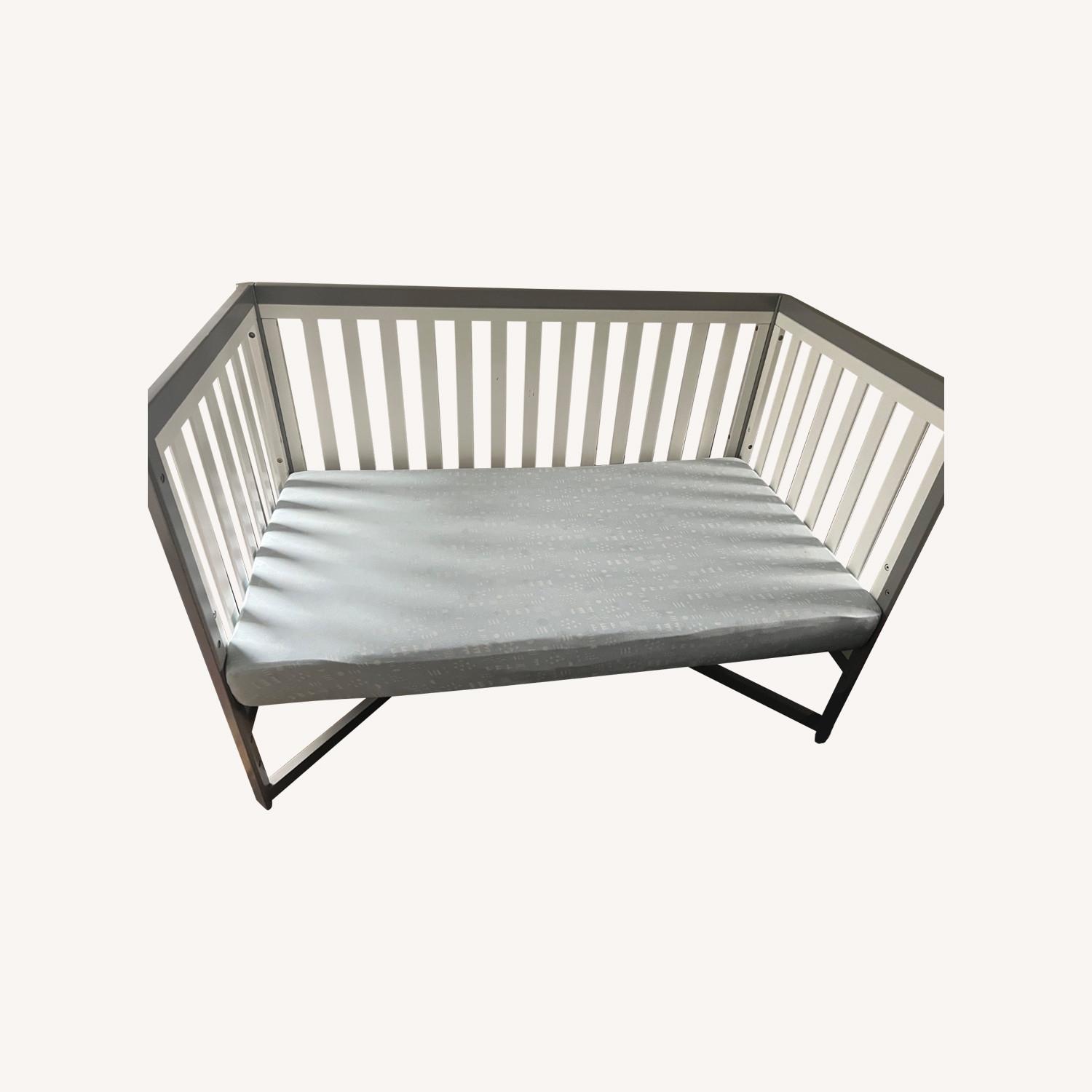 Delta Children Tribeca 4-in-1 Convertible Crib - image-5