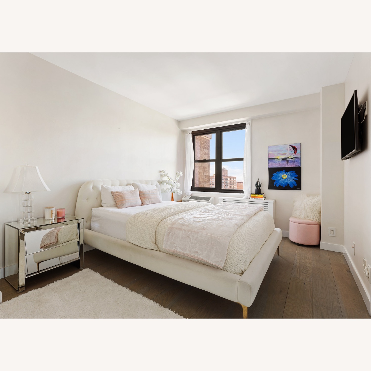 TUFTED VELOUR QUEEN BED - image-1