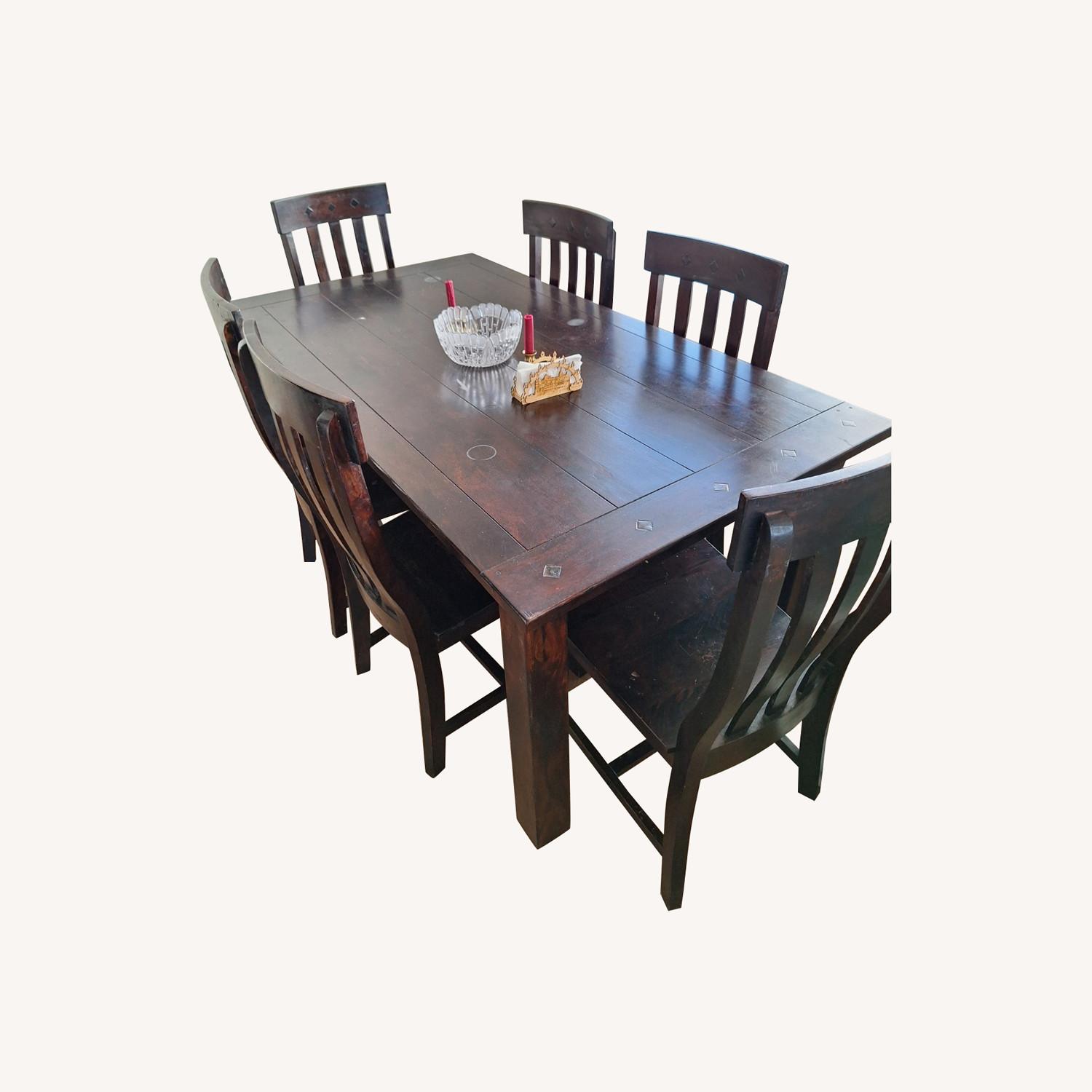 Lane Furniture Solid Wood Dining Room Table with 6 Chairs - AptDeco