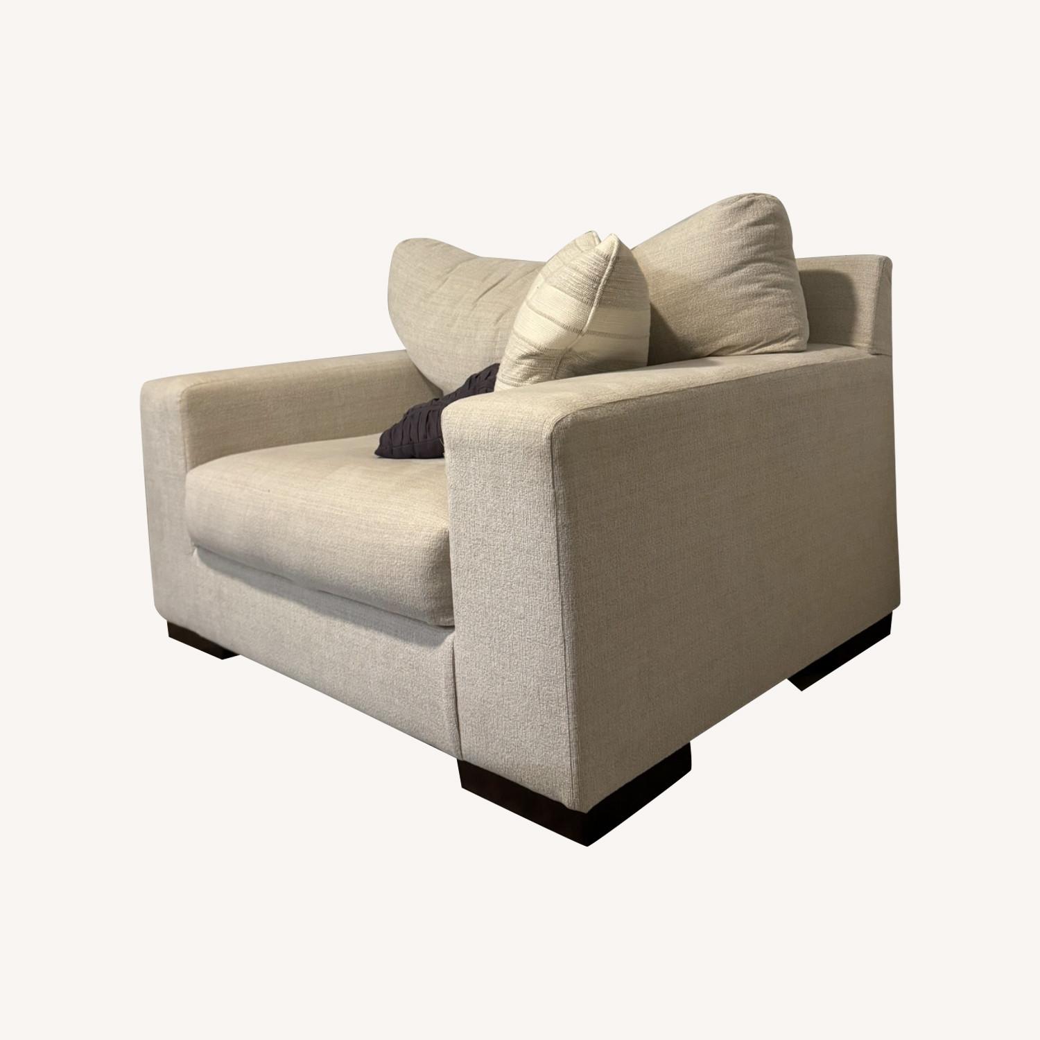 Ashley Furniture Maggie Cozy Maggie Oversized Chair - image-0