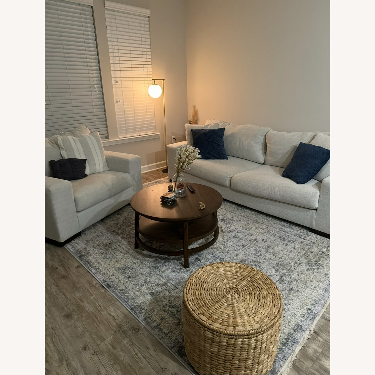 Ashley Furniture Maggie Cozy Maggie Oversized Chair - image-4