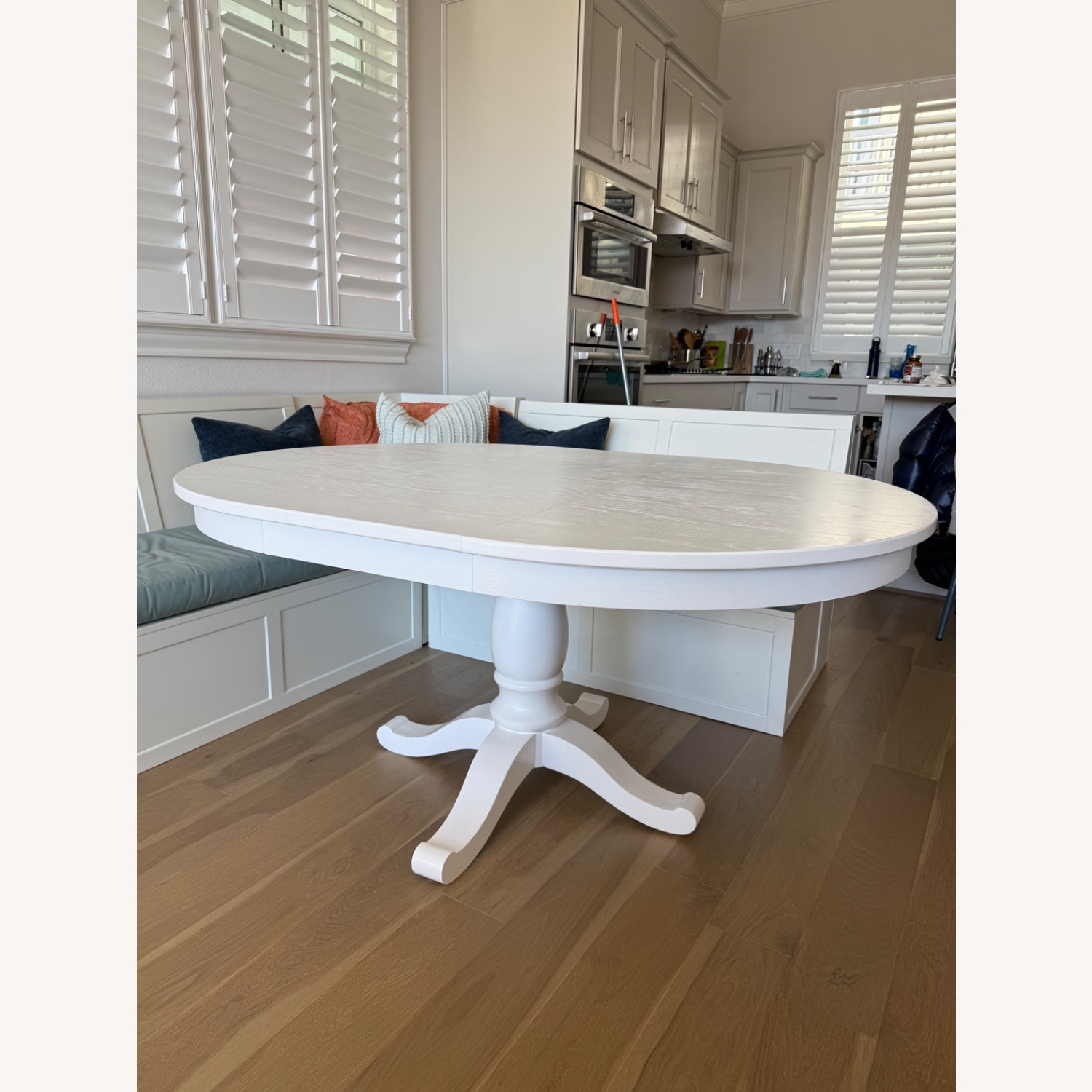 Breakfast Nook (Table + Banquette + Chairs) - image-3