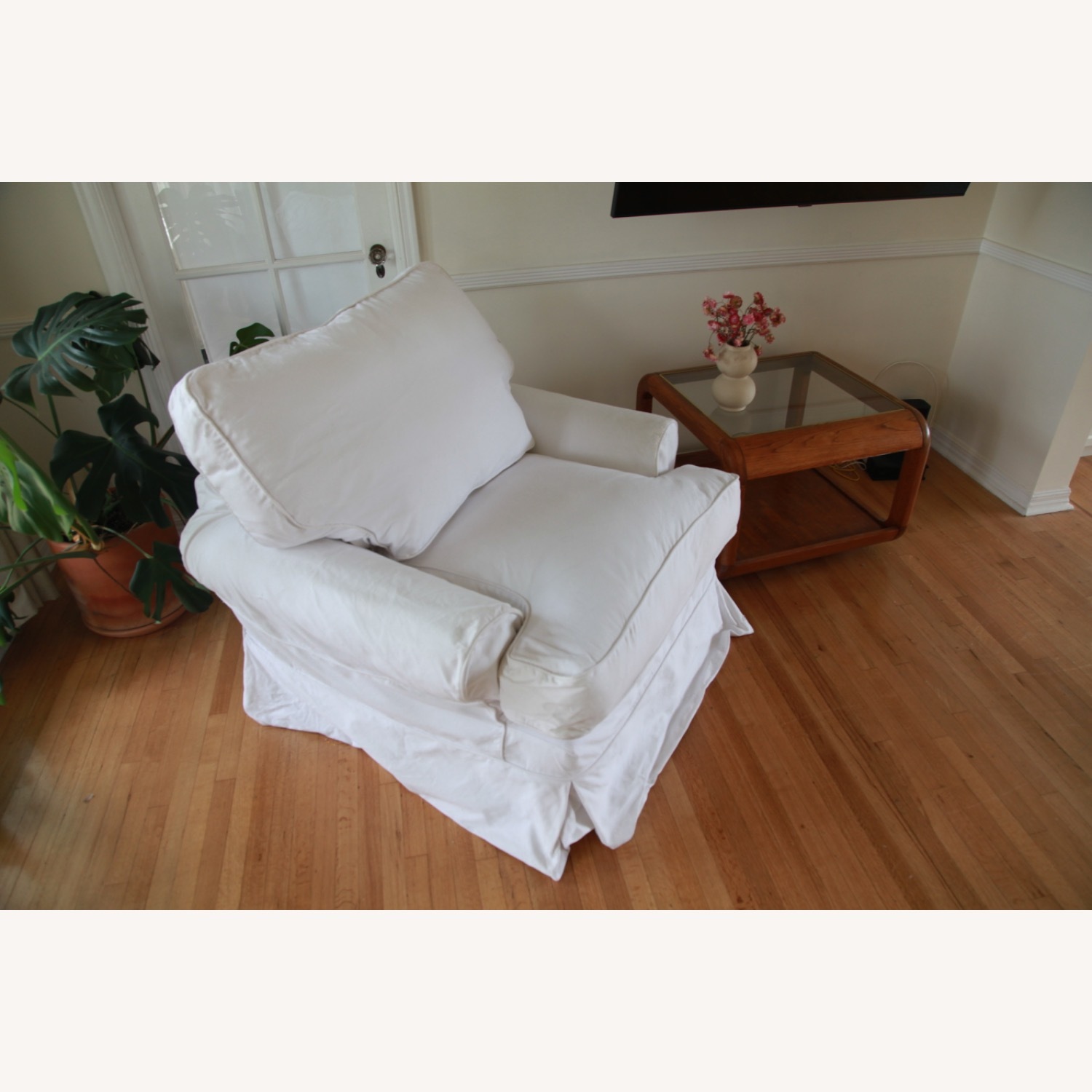 Rachel Ashwell Shabby Chic  Large Squishy Chair - image-3