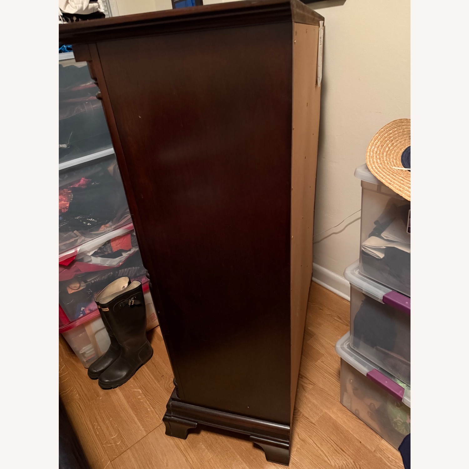 6 Drawer Chest - image-4