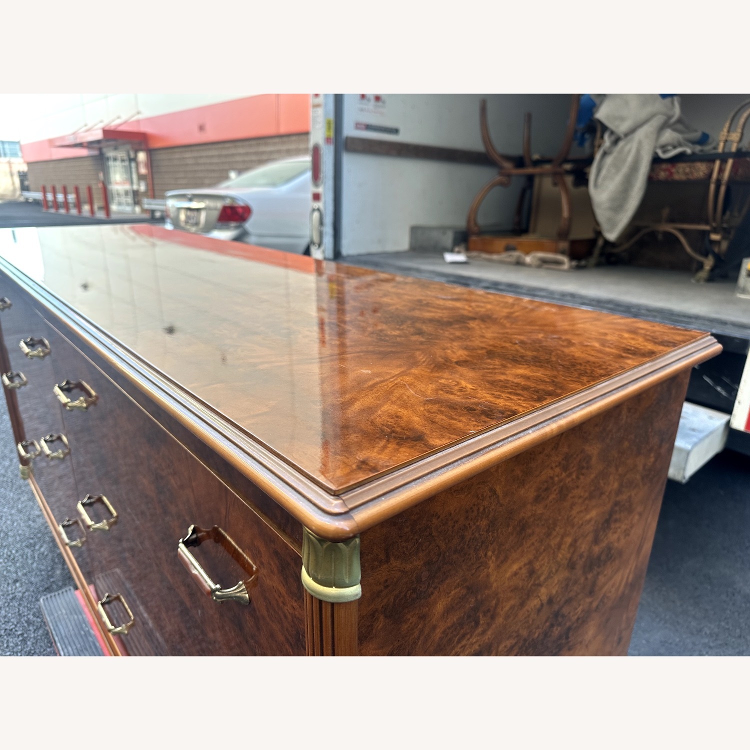 Italian Amboyna Burlwood Dresser with Mirror - image-6