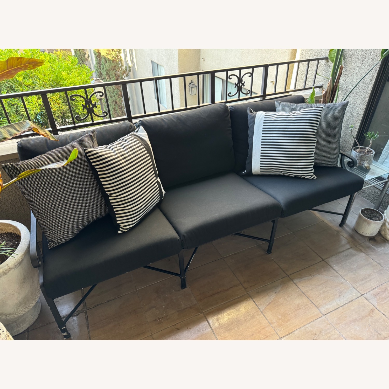 Brown Jordan Venetian Sofa - image-15