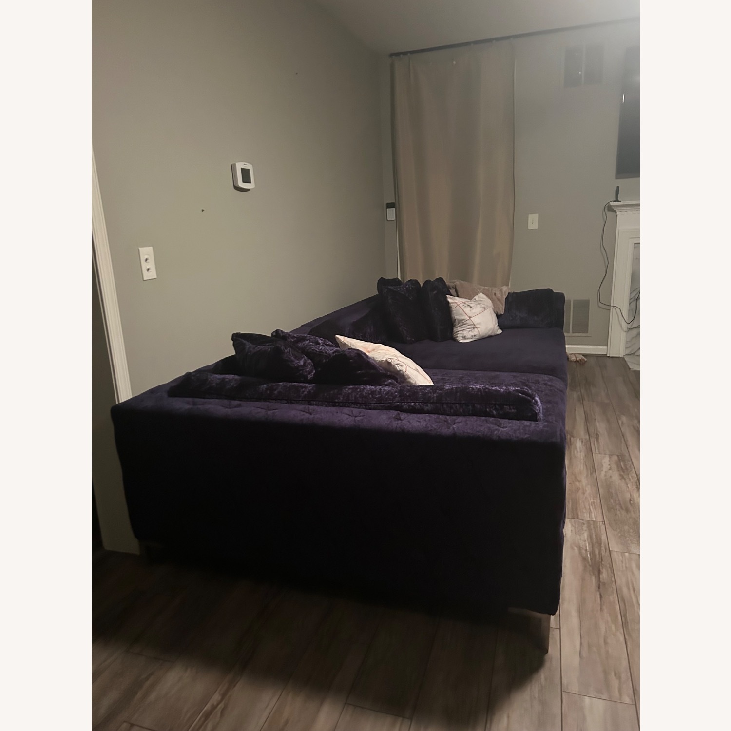 Value City Midnight Blue Sectional - image-2