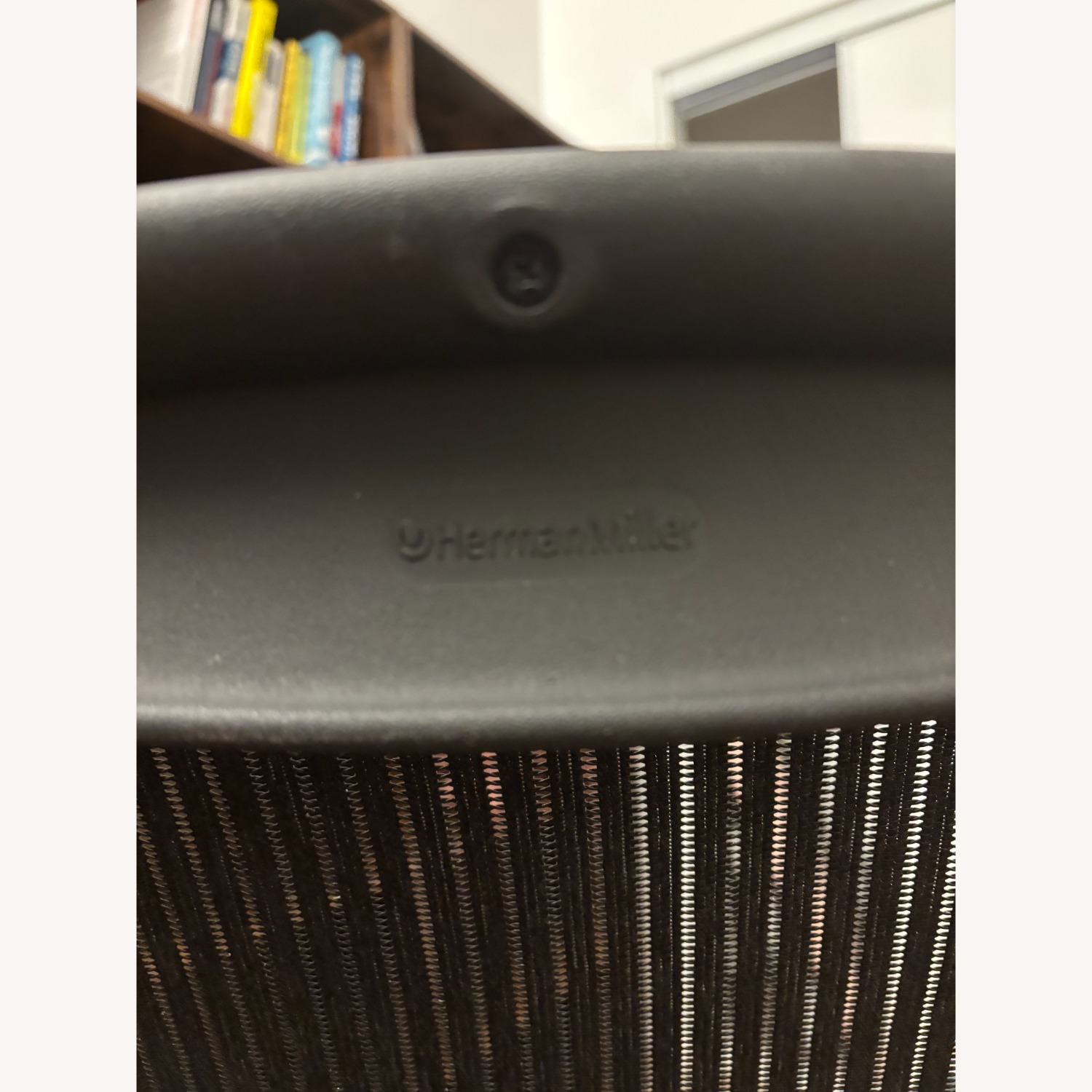 Herman Miller Aeron Chair Size B  - image-2