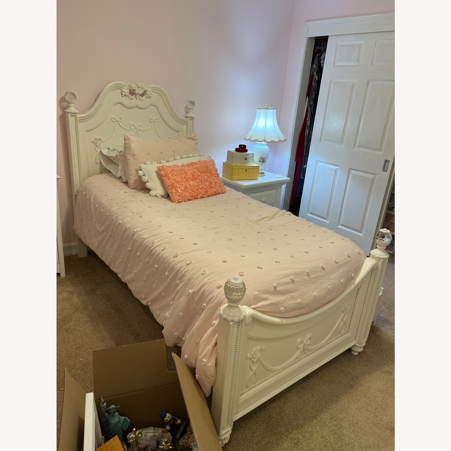 Rooms To Go Disney Princess Wooden Twin Bed - image-4