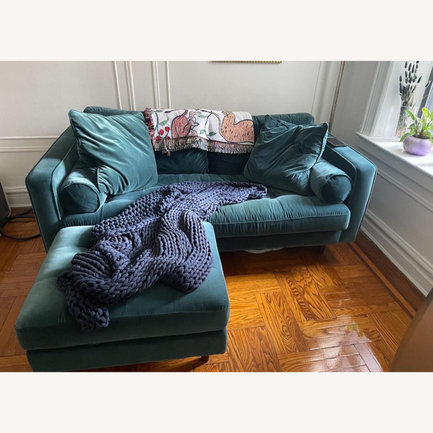 Article Sven 72" Tufted Velvet Loveseat - image-7