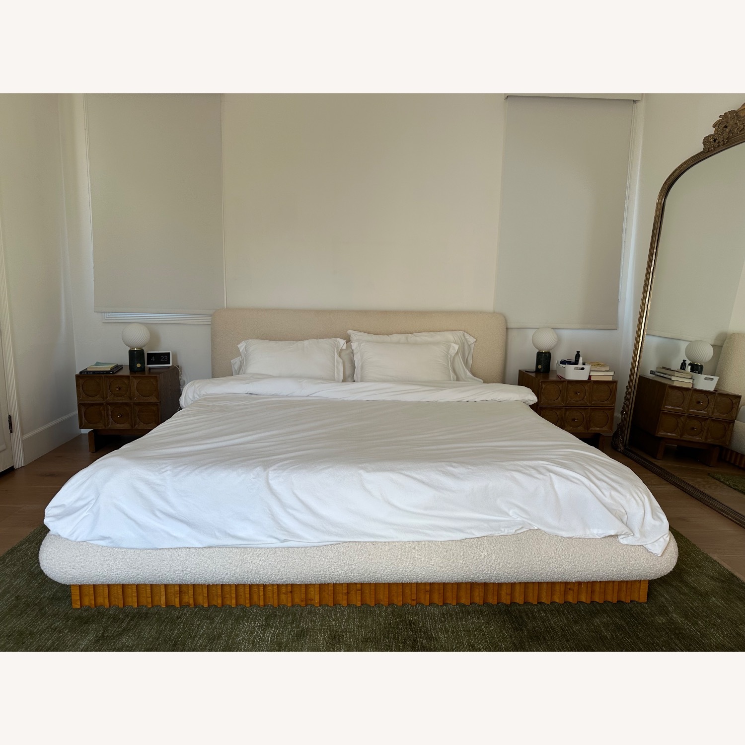 Lulu & Georgia Billow Bed- King Sized Upholstered  - image-5