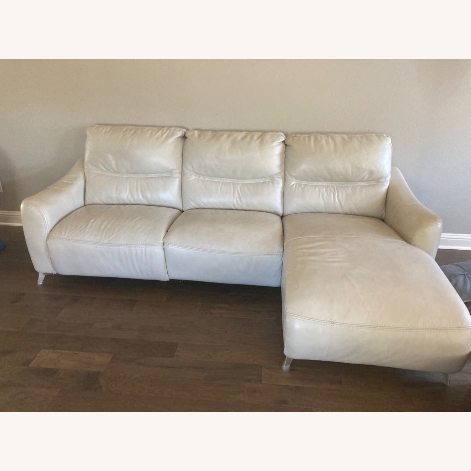 Confortable 3 Seats Leather Sofa - image-1