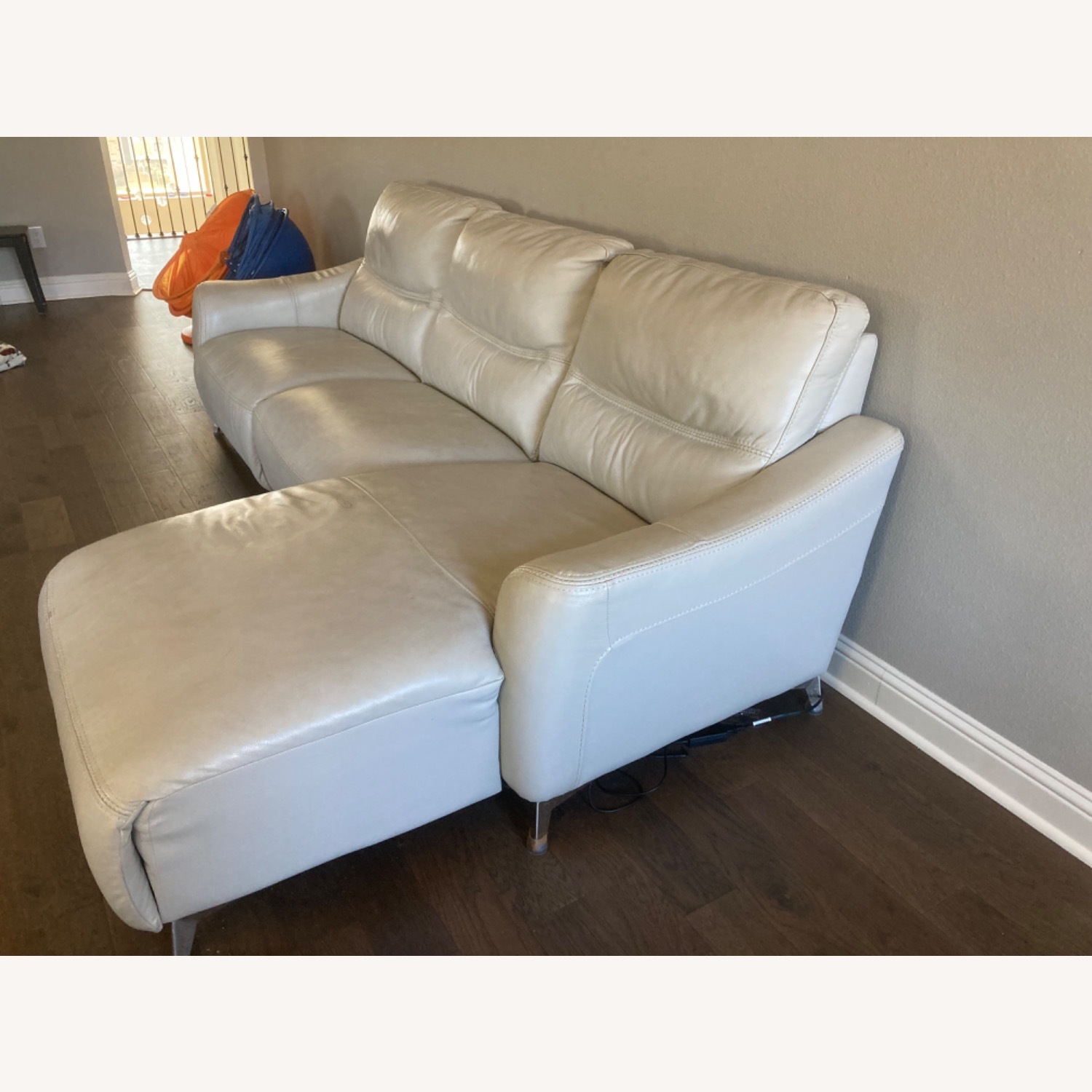 Confortable 3 Seats Leather Sofa - image-2