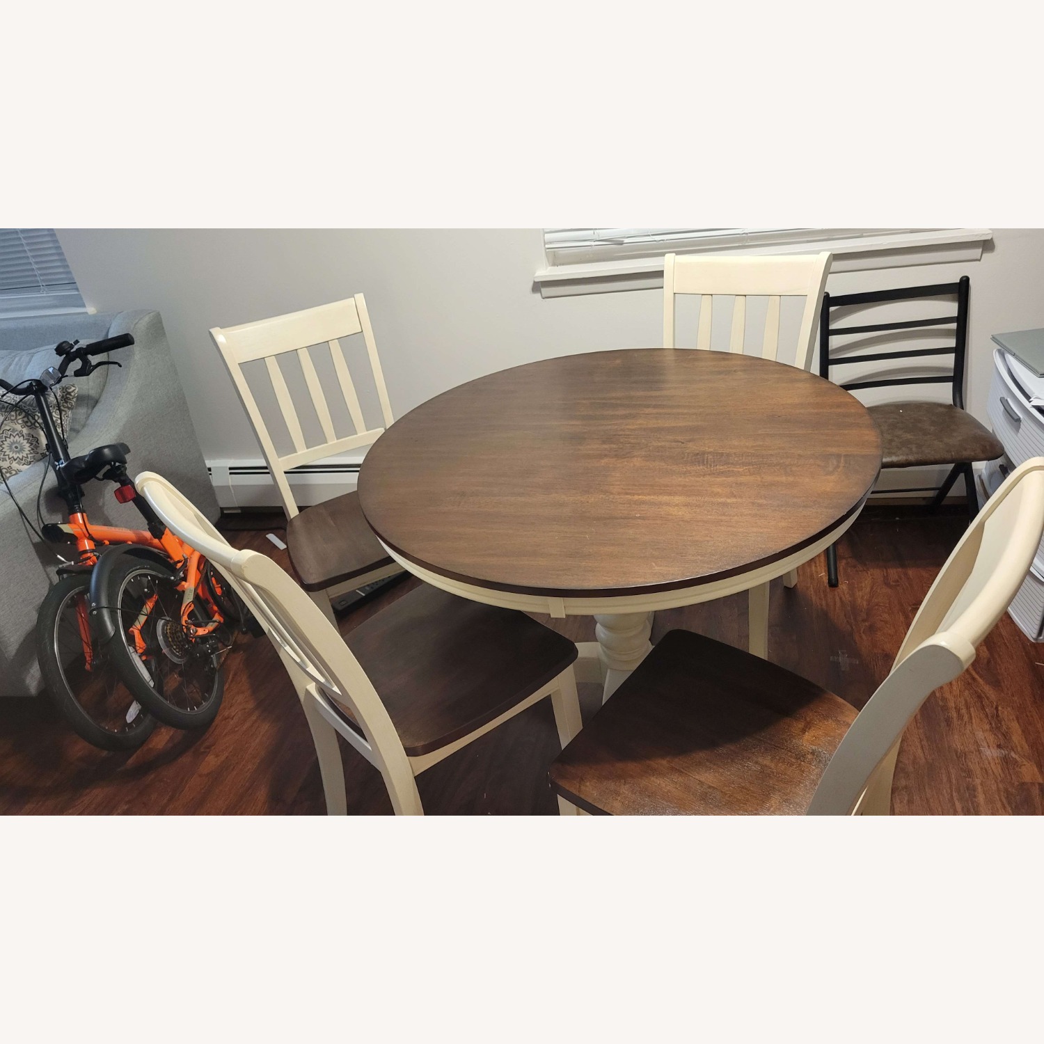 Leland 5-pc. Dining Set - image-3