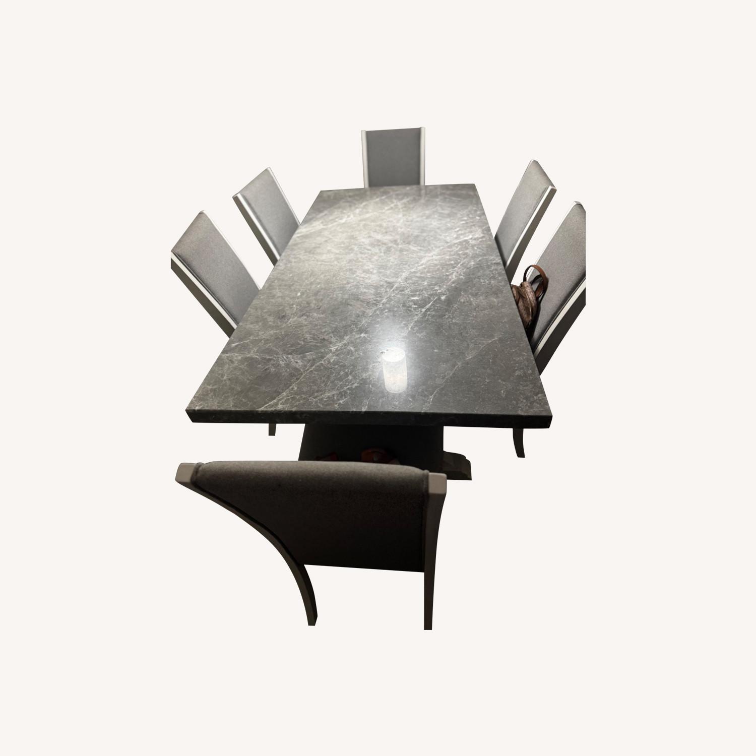 Bobs Table - image-0