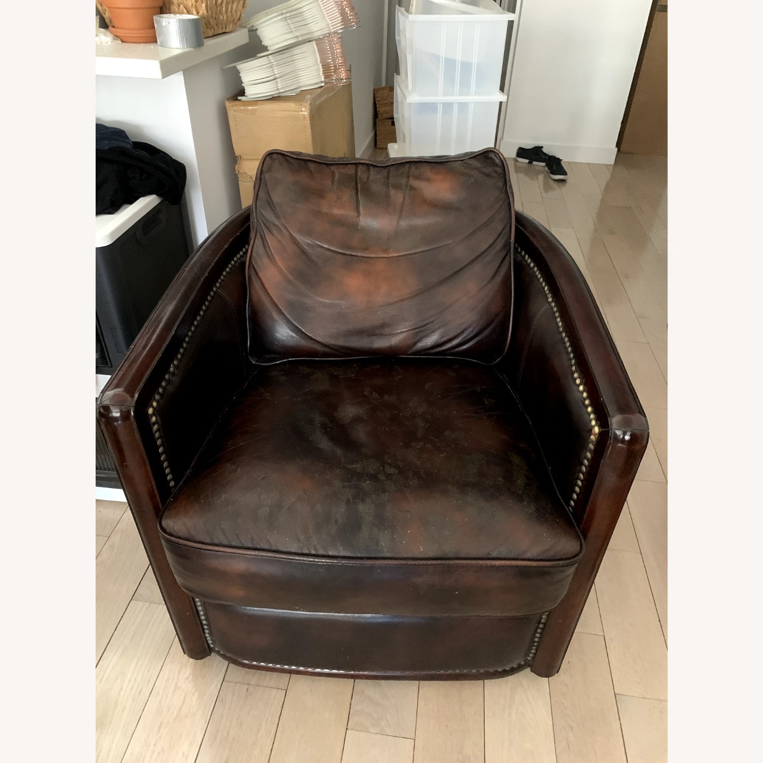 Genuine Leather Armchair - Stylish & Comfortable - image-1