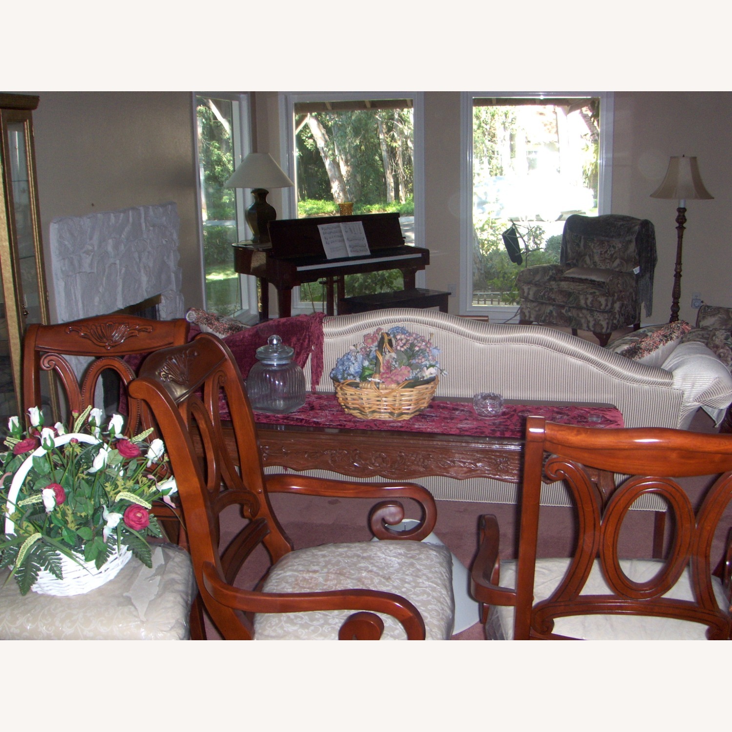 Formal Dining Table and Chair Set - image-1