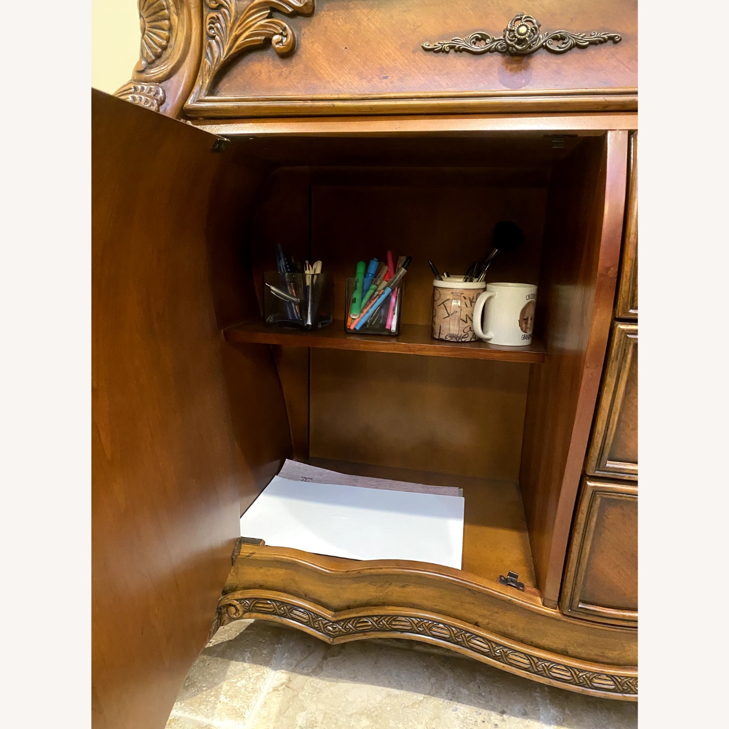 Michael Amini Valencia Buffet - image-4