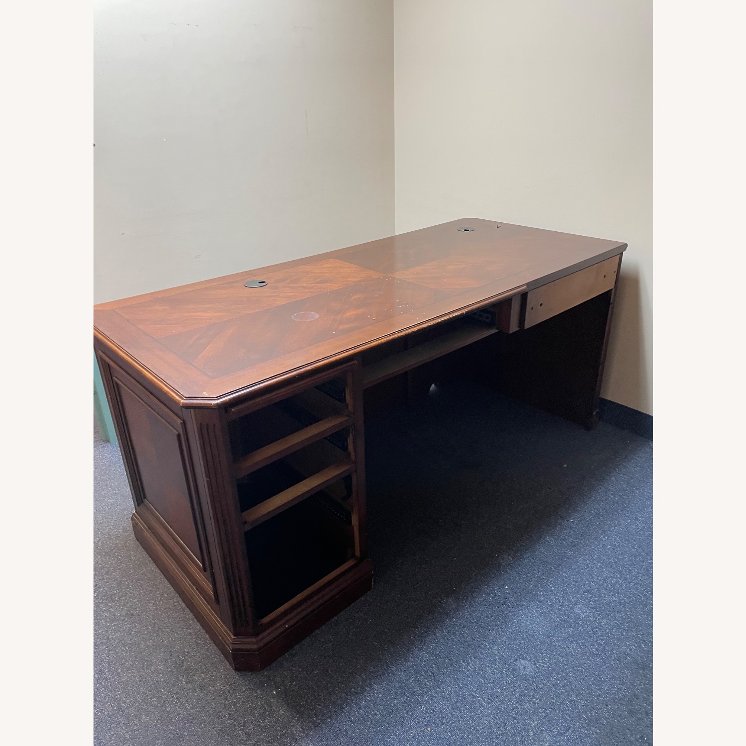 Whalen Furniture Regency L-shaped Executive Desk - image-2