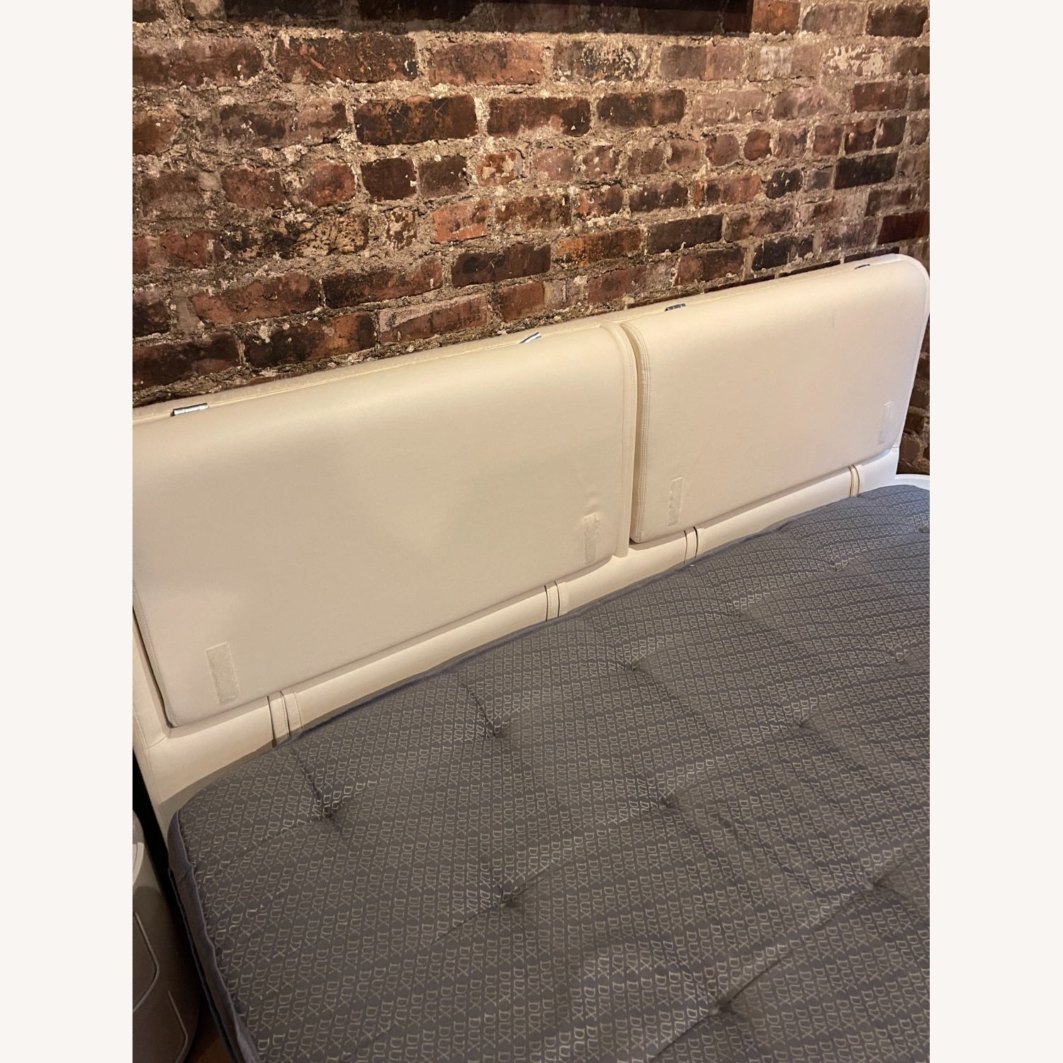 Duxiana Bed Queen Size - image-5