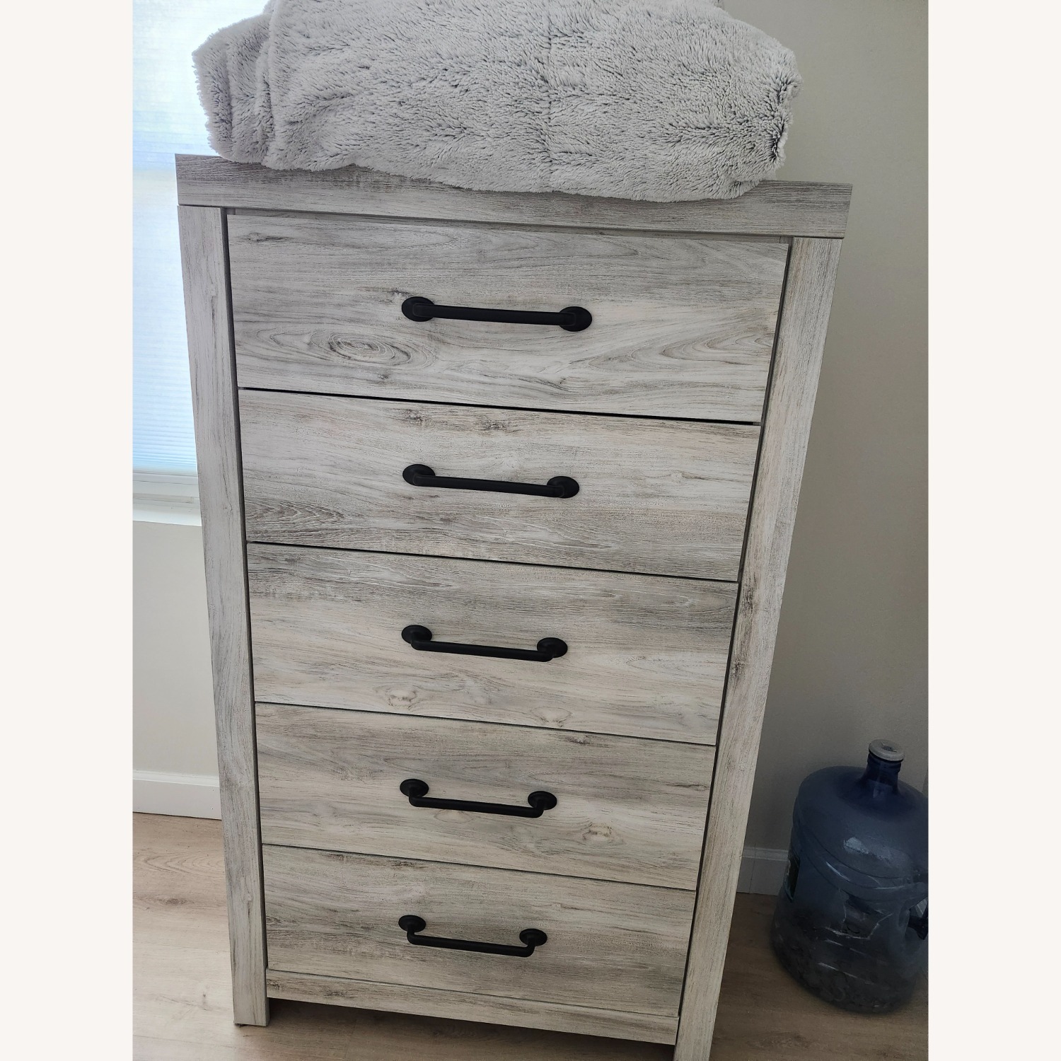 Raymour & Flanigan 5 Drawer Dresser - image-1