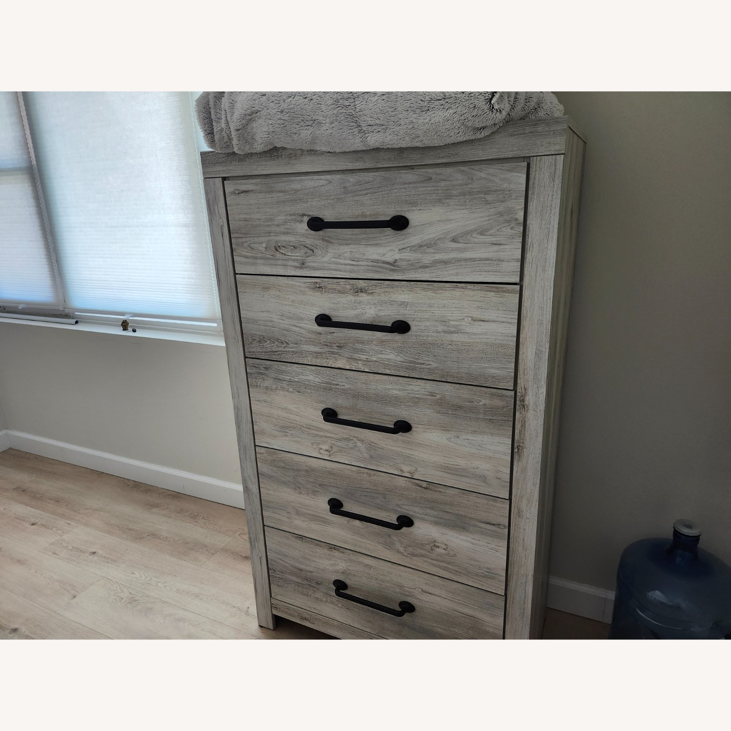 Raymour & Flanigan 5 Drawer Dresser - image-2