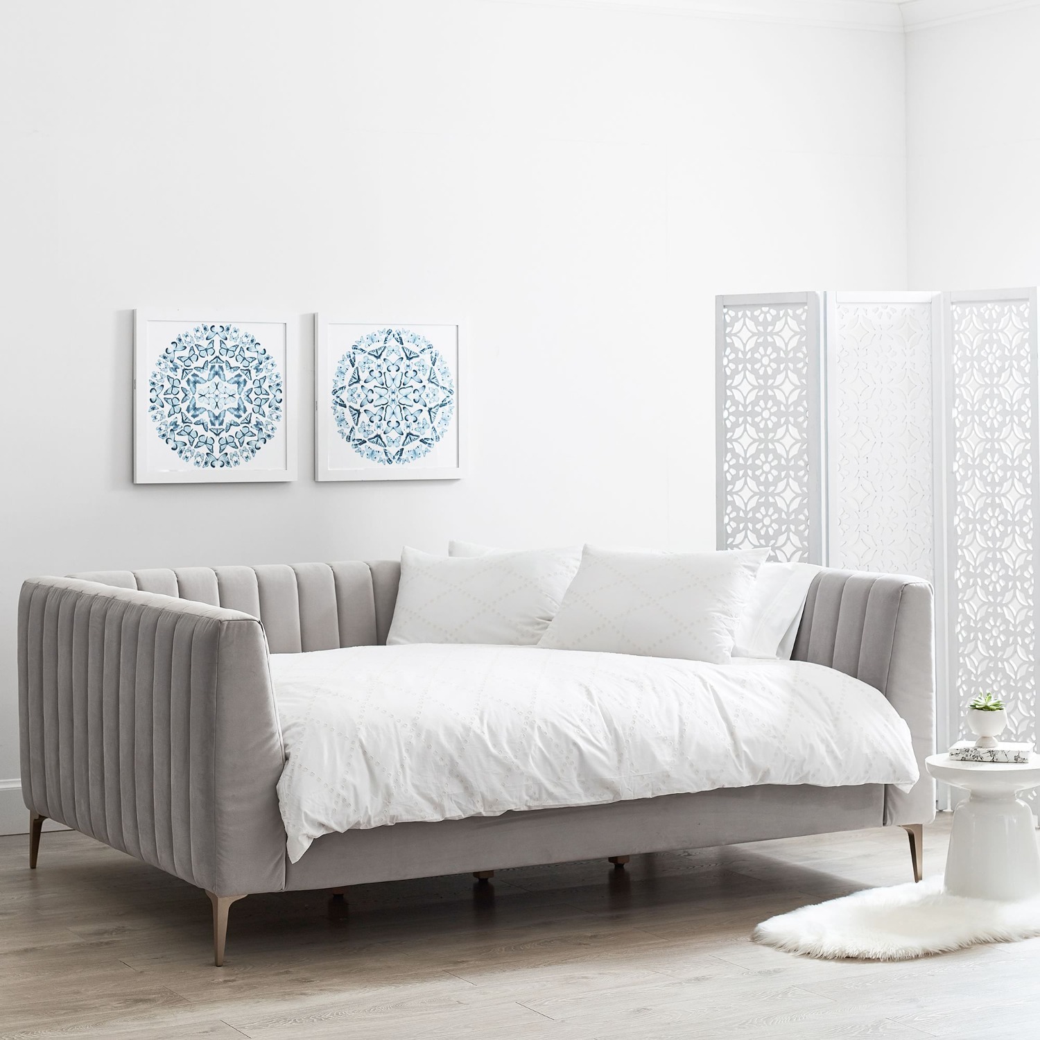 Pottery Barn Avalon Channel Stitch Upholstered Daybed - image-1