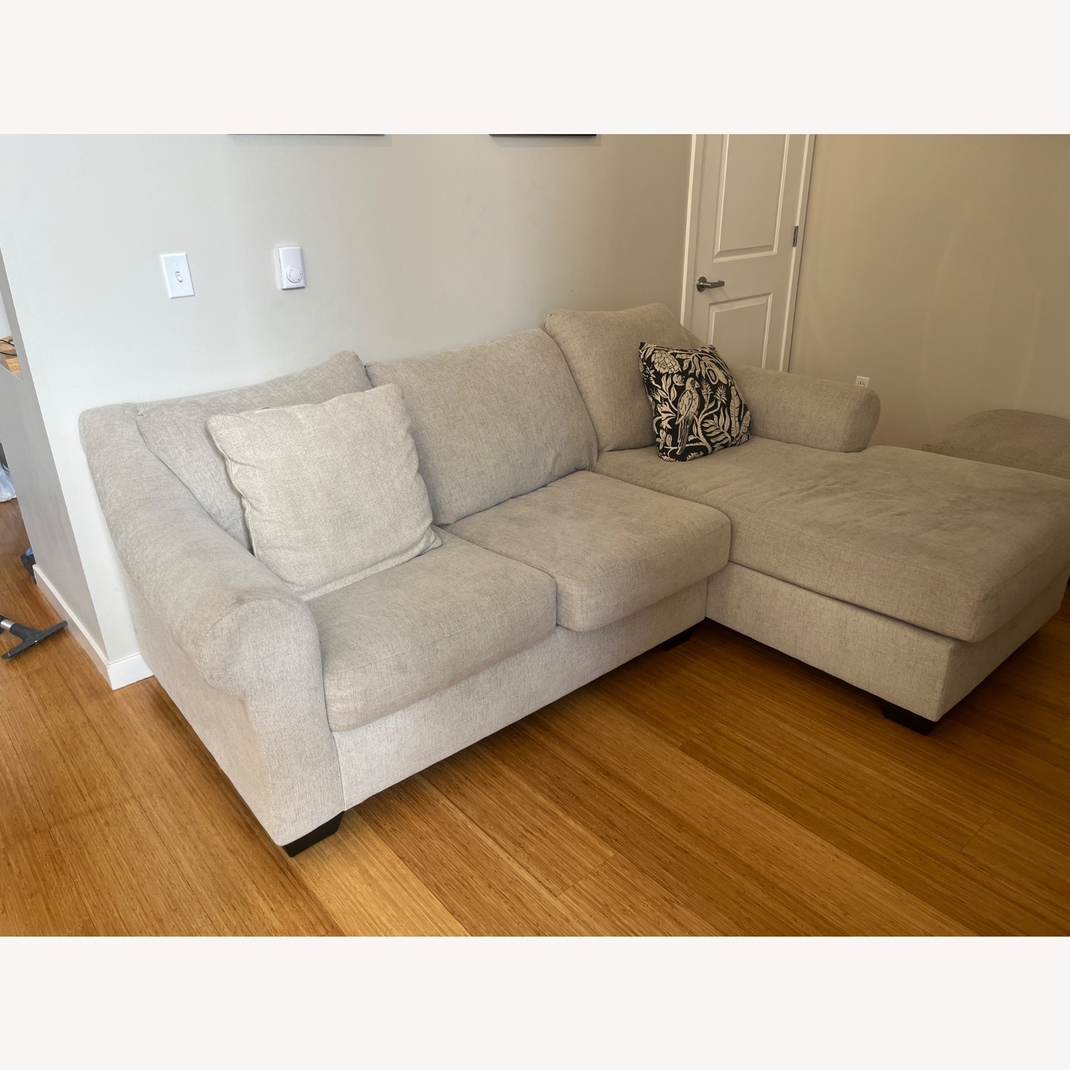 Ashley Furniture Carnaby 2-Piece Sectional with Chaise - image-4