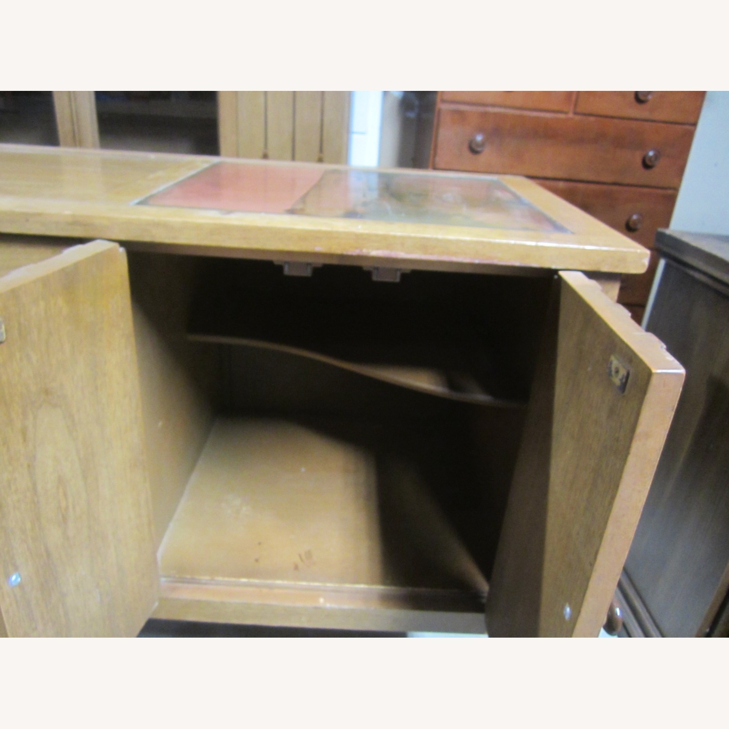 Rare Find Broyhill Rolling Cart W Copper Accents - image-4