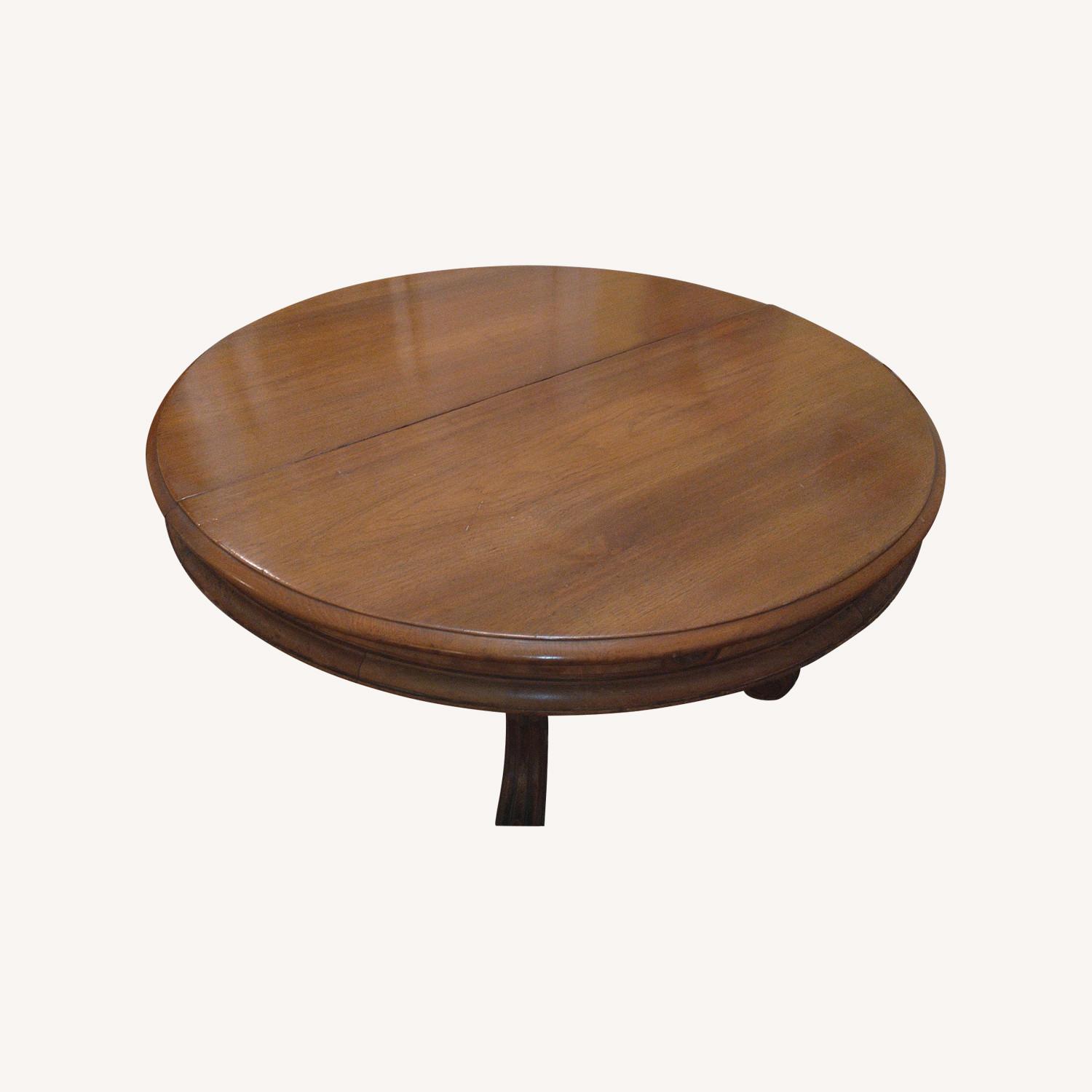 Victorian Walnut Extending Circular Pedestal Table - image-0