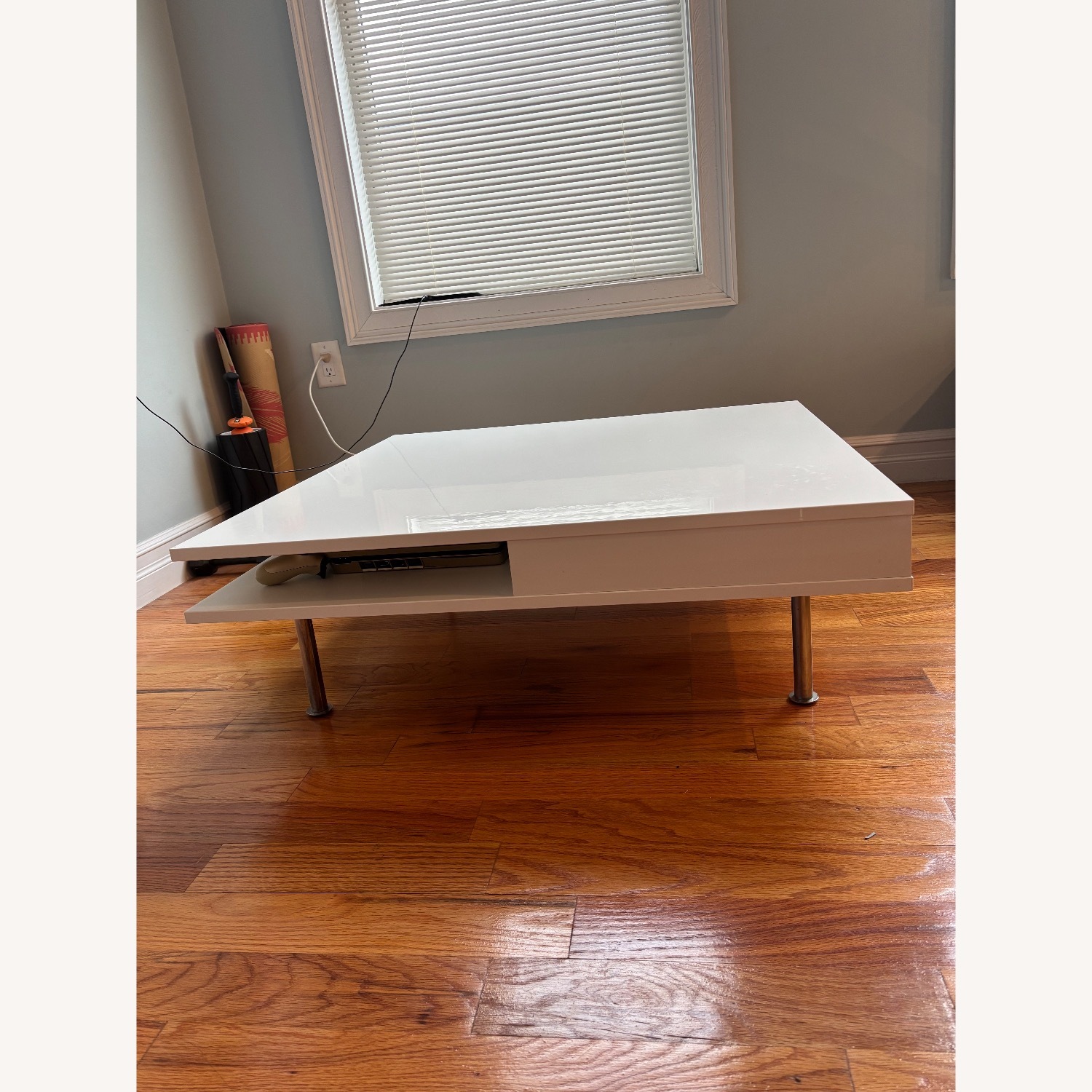 IKEA Tofteryd Glossy White Coffee Table - image-2