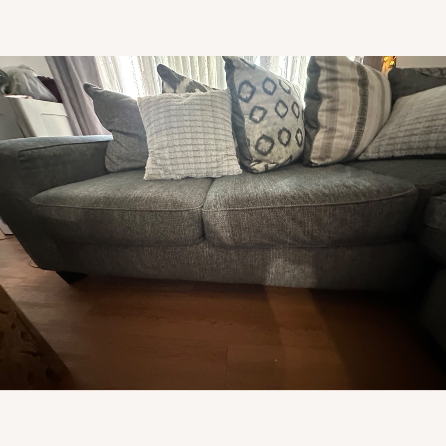 Rooms To Go Carole Court Gray 5 Pc Sectional Living Room - image-5