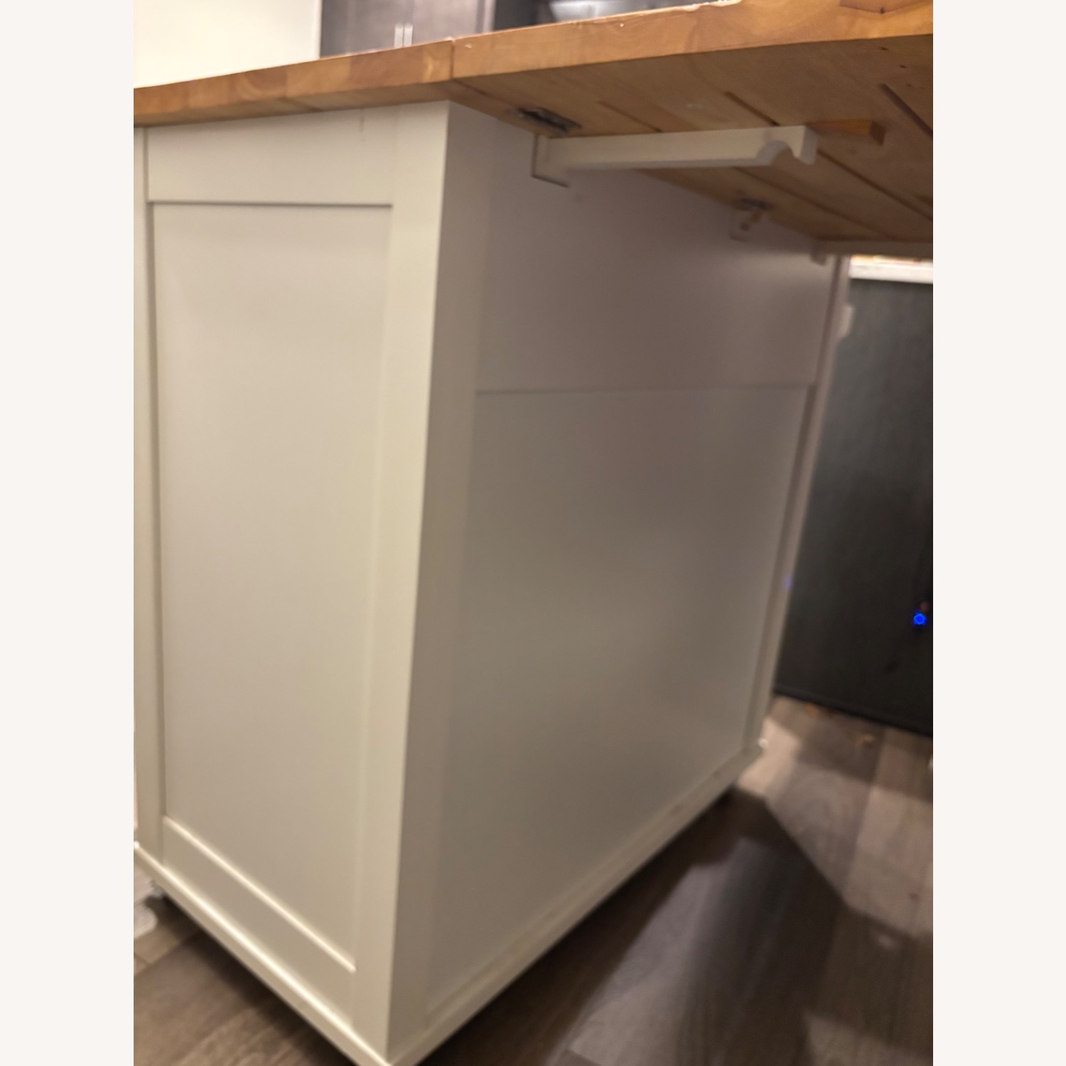 Kitchen Island - image-16