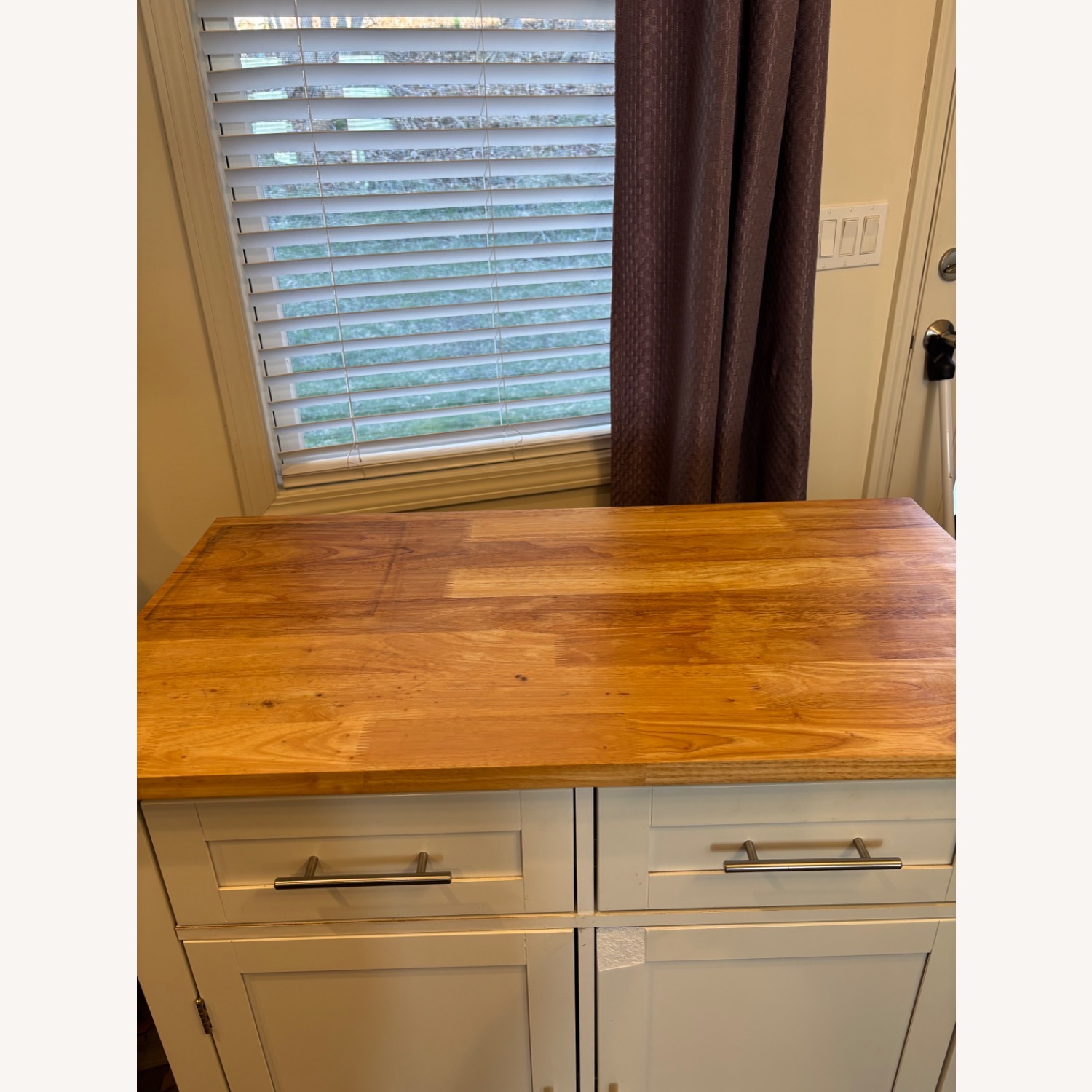 Kitchen Island - image-10