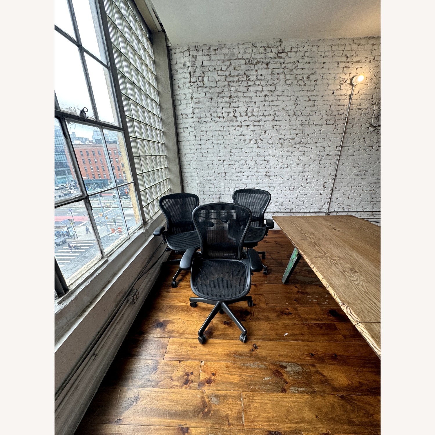 Herman Miller Aeron Office Chair - image-1