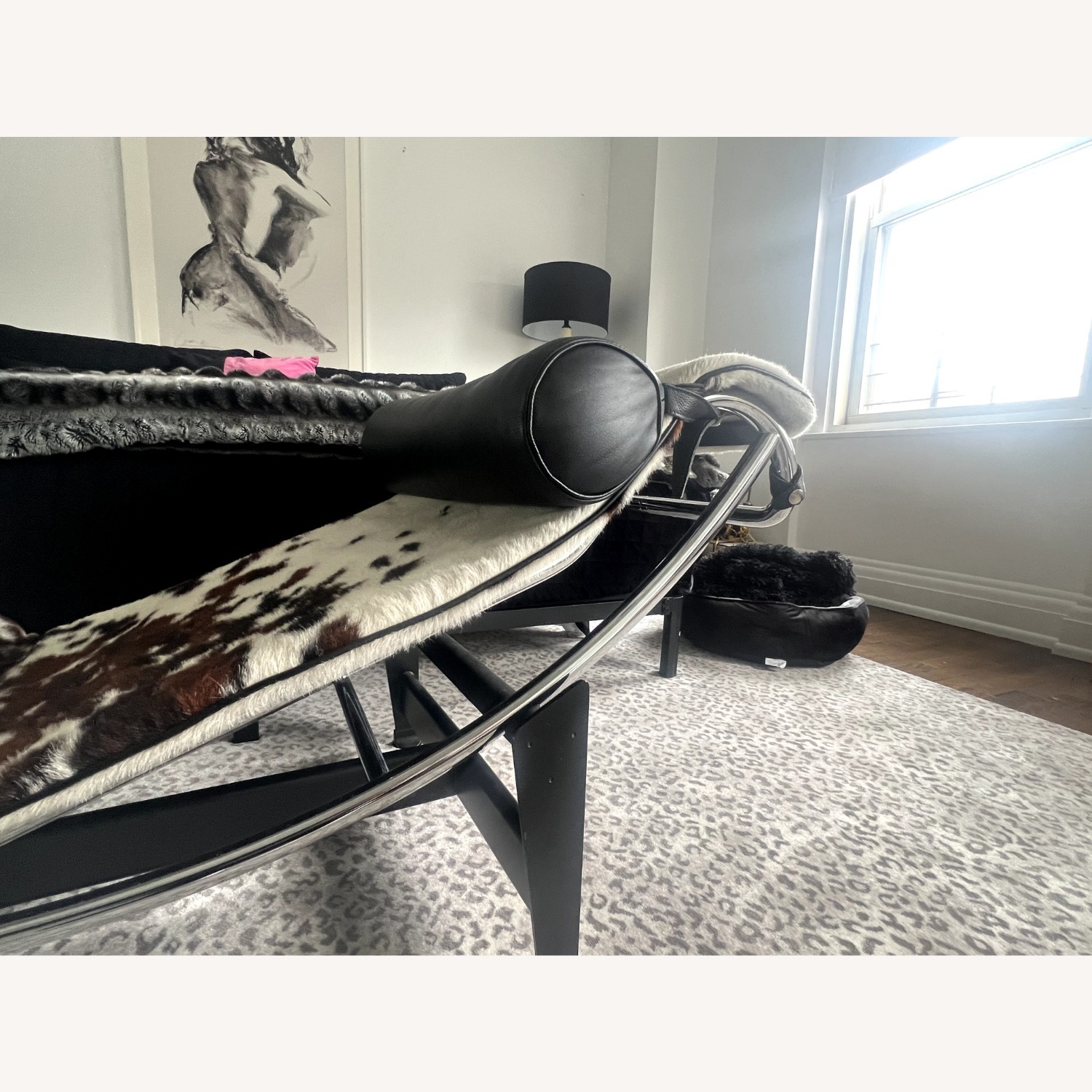 Le Corbusier Lc4 Cowhide Pony Lounge by Cassina - image-3