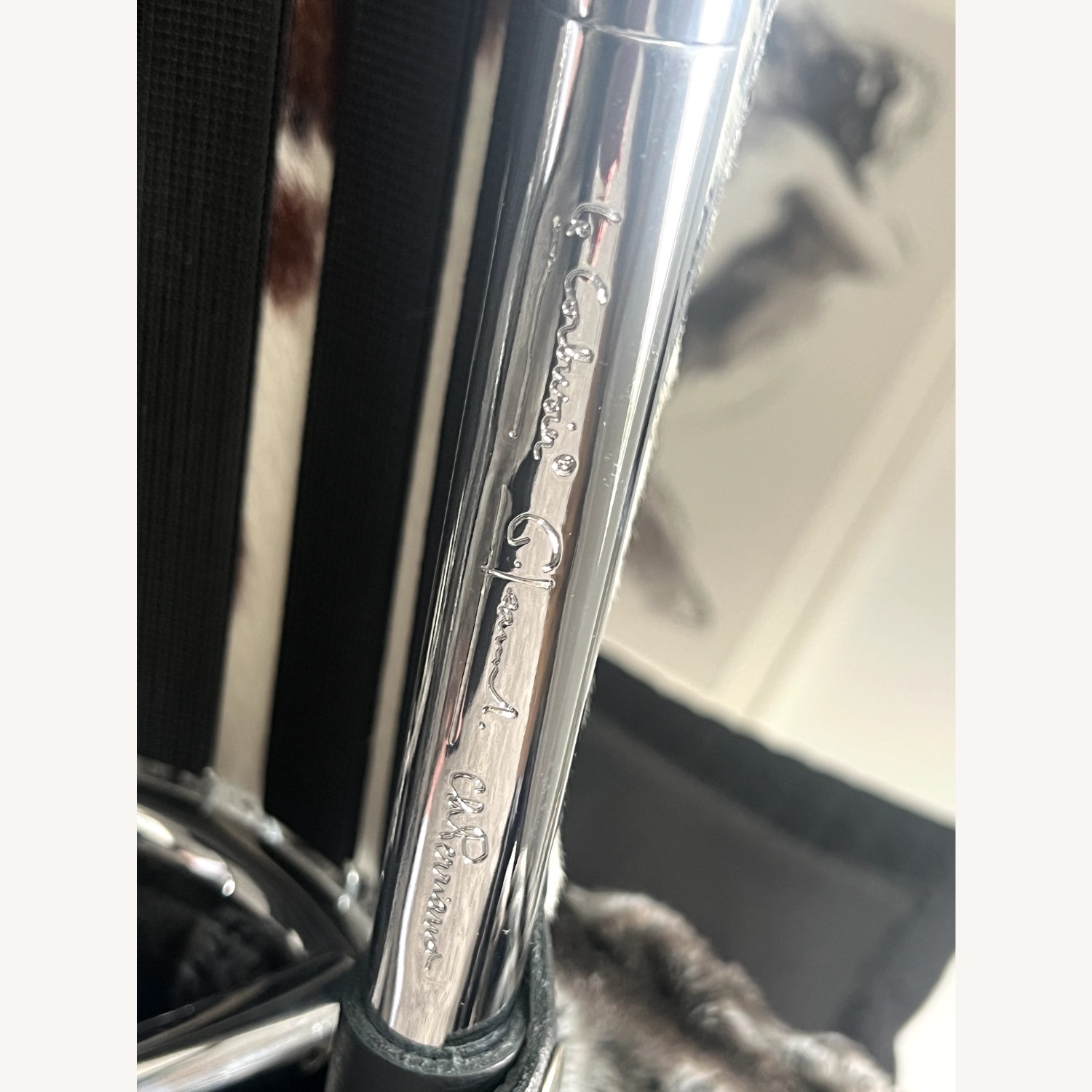 Le Corbusier Lc4 Cowhide Pony Lounge by Cassina - image-10