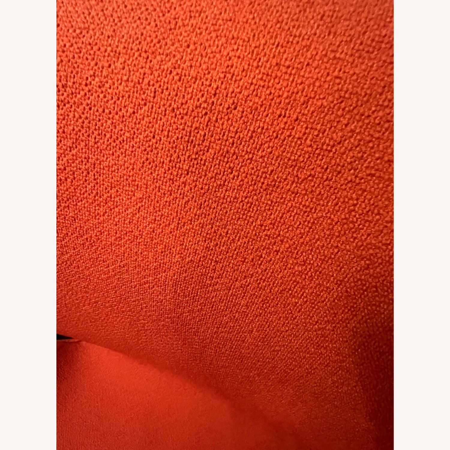 Jacobson Style Swan Chairs 2 by Modern Classics - image-2