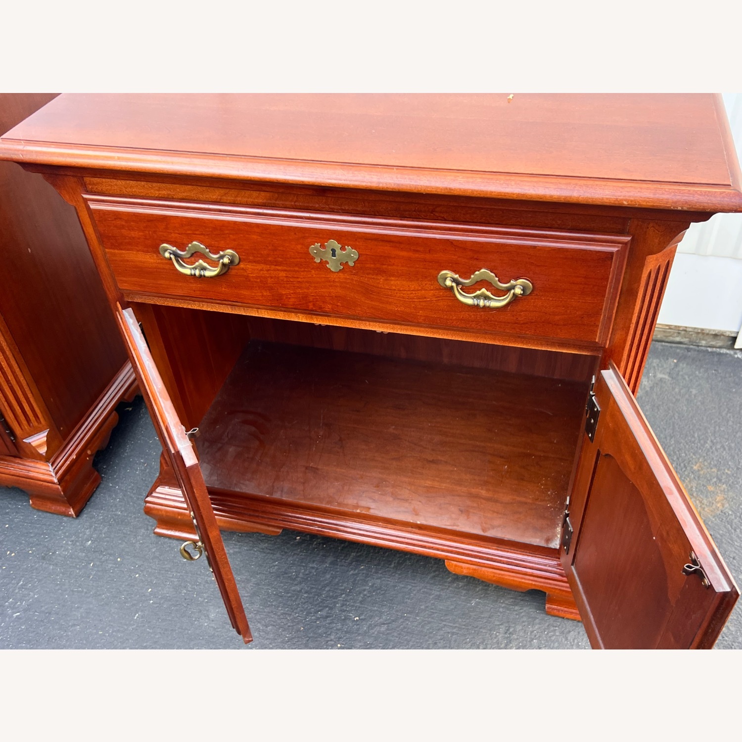Thomasville Mahogany Dresser - image-8