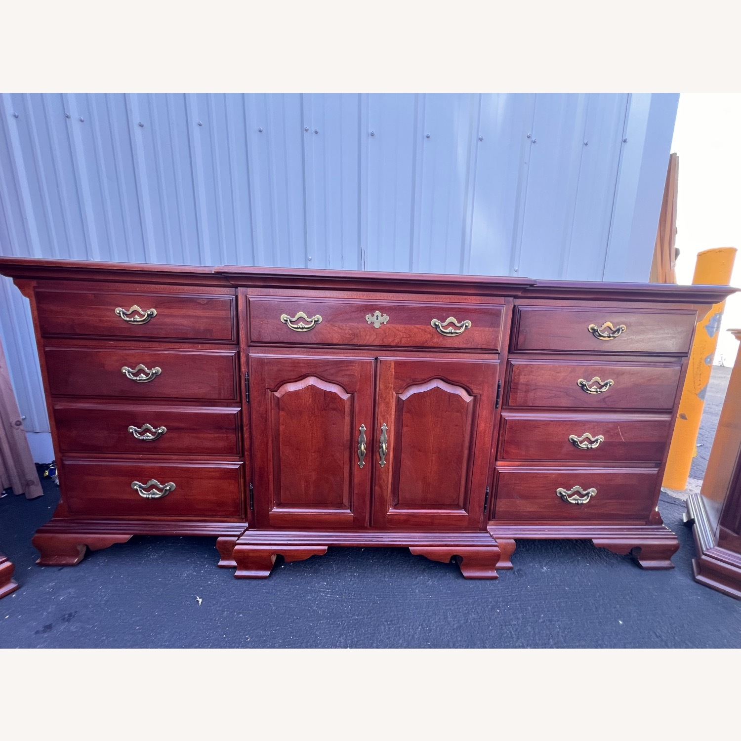 Thomasville Mahogany Dresser - image-1