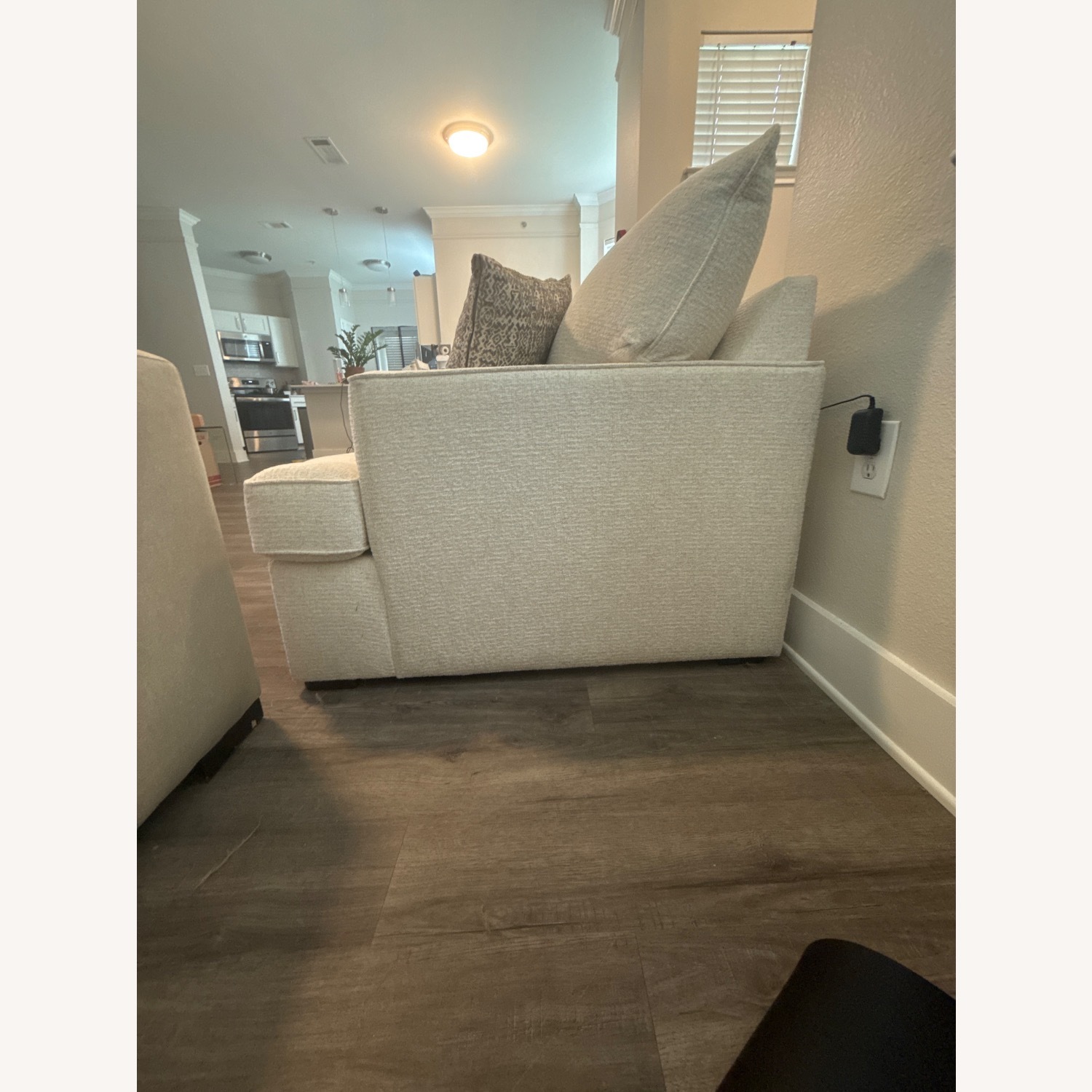 Living Spaces Belinha II Loveseat White - image-4