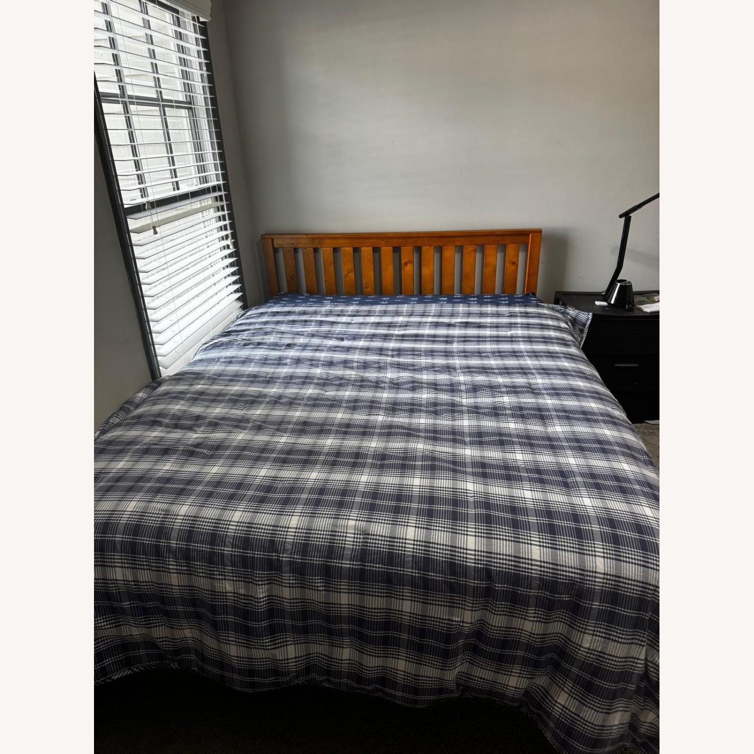 Queen Bed with Headboard - image-1