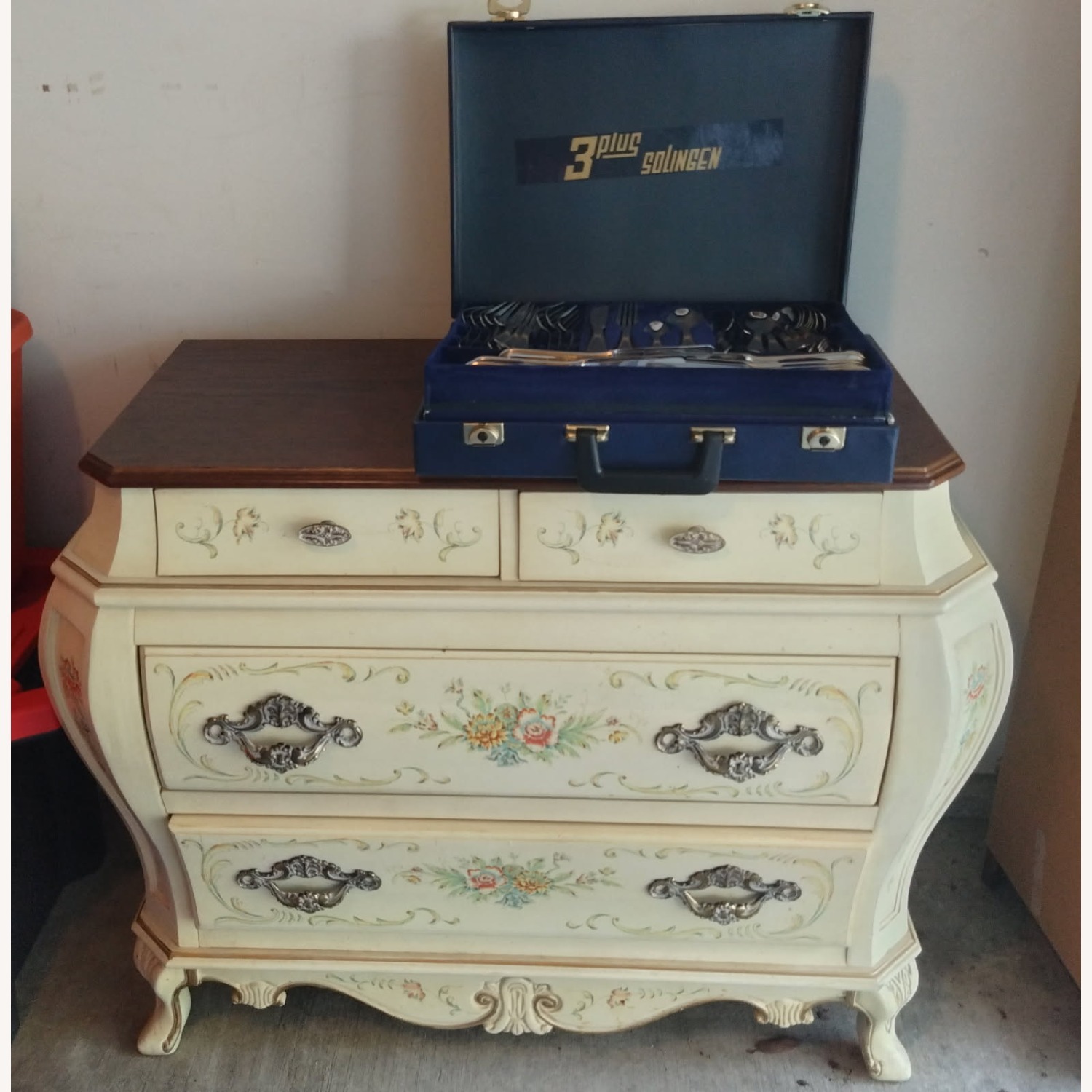 Pulaski Painted Bombay Chest - image-3