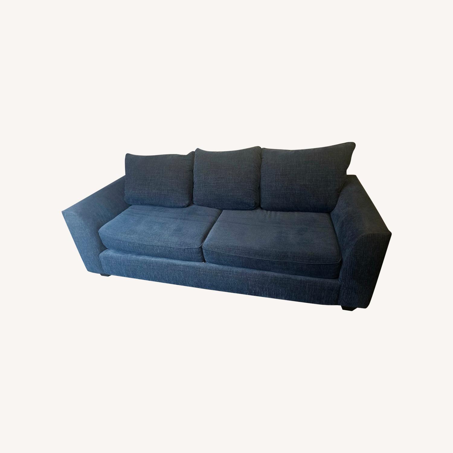 Rooms To Go 2 Seater Sofa - image-0